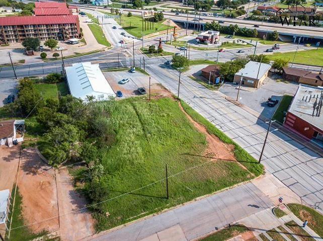 1700-1702 6TH STREET