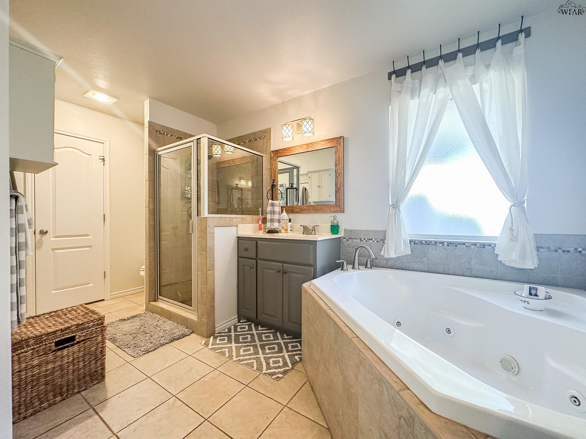 4806 PINEHURST DRIVE