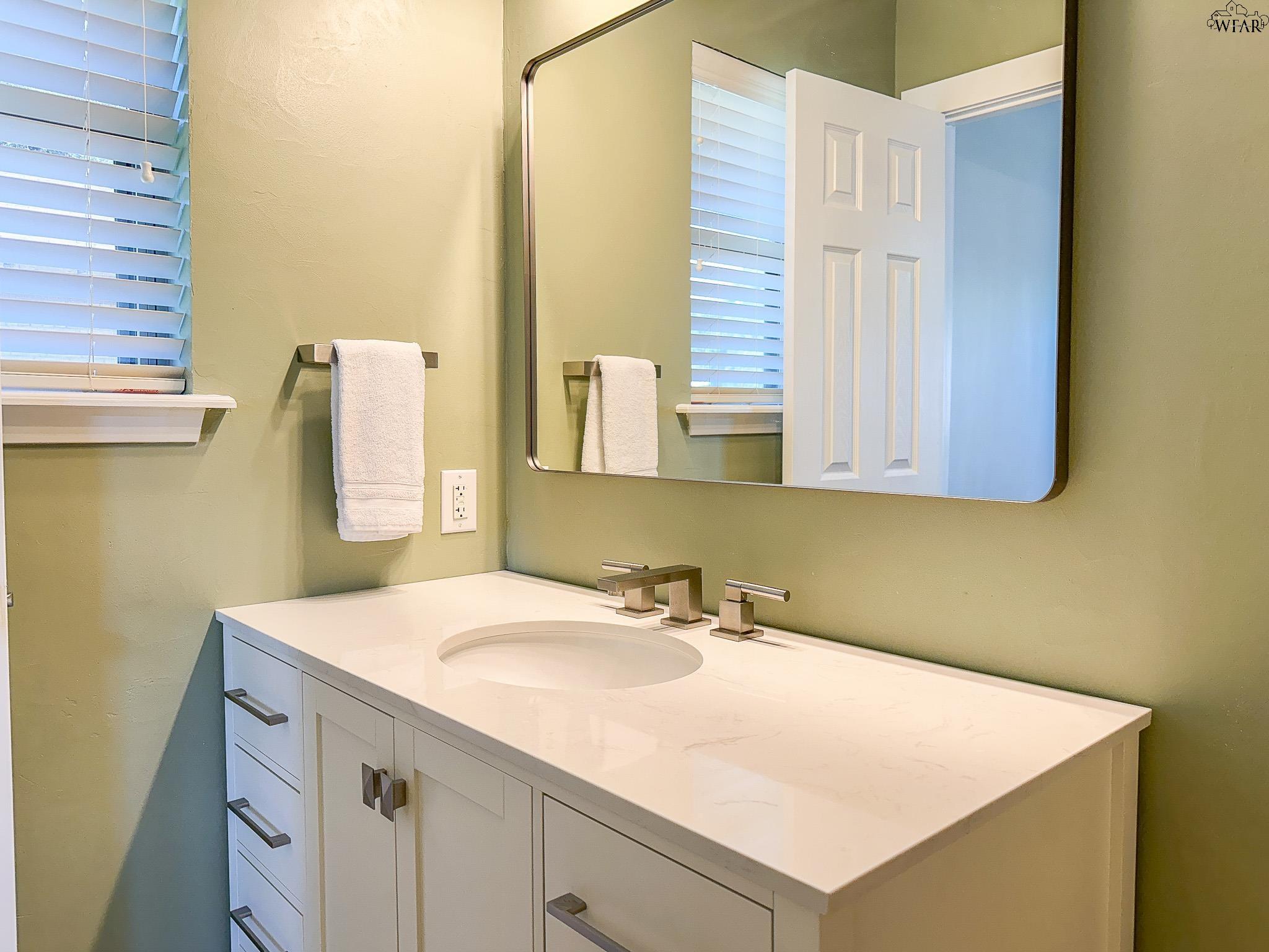 4813 MELISSA LEA LANE