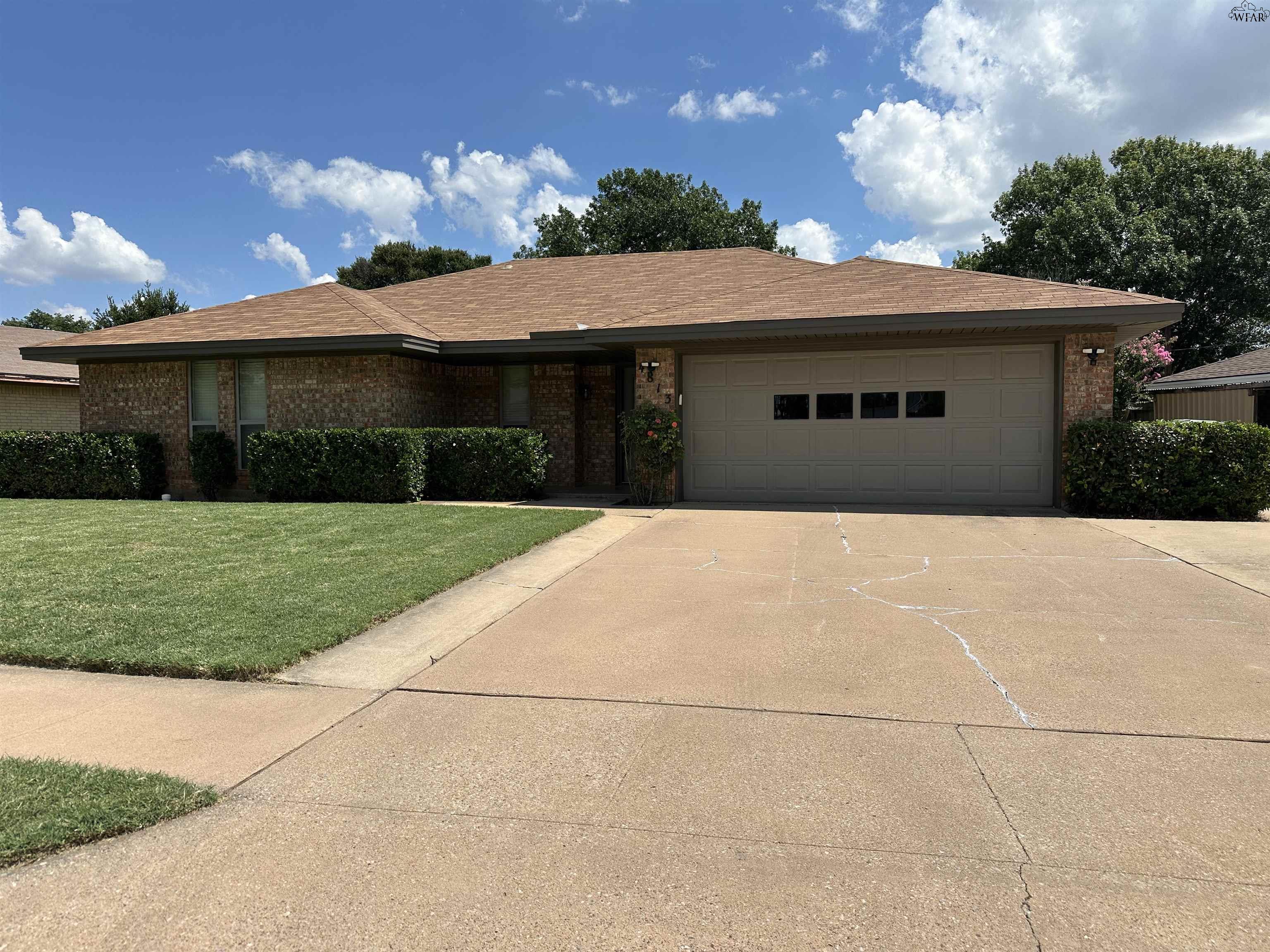 4813 MELISSA LEA LANE