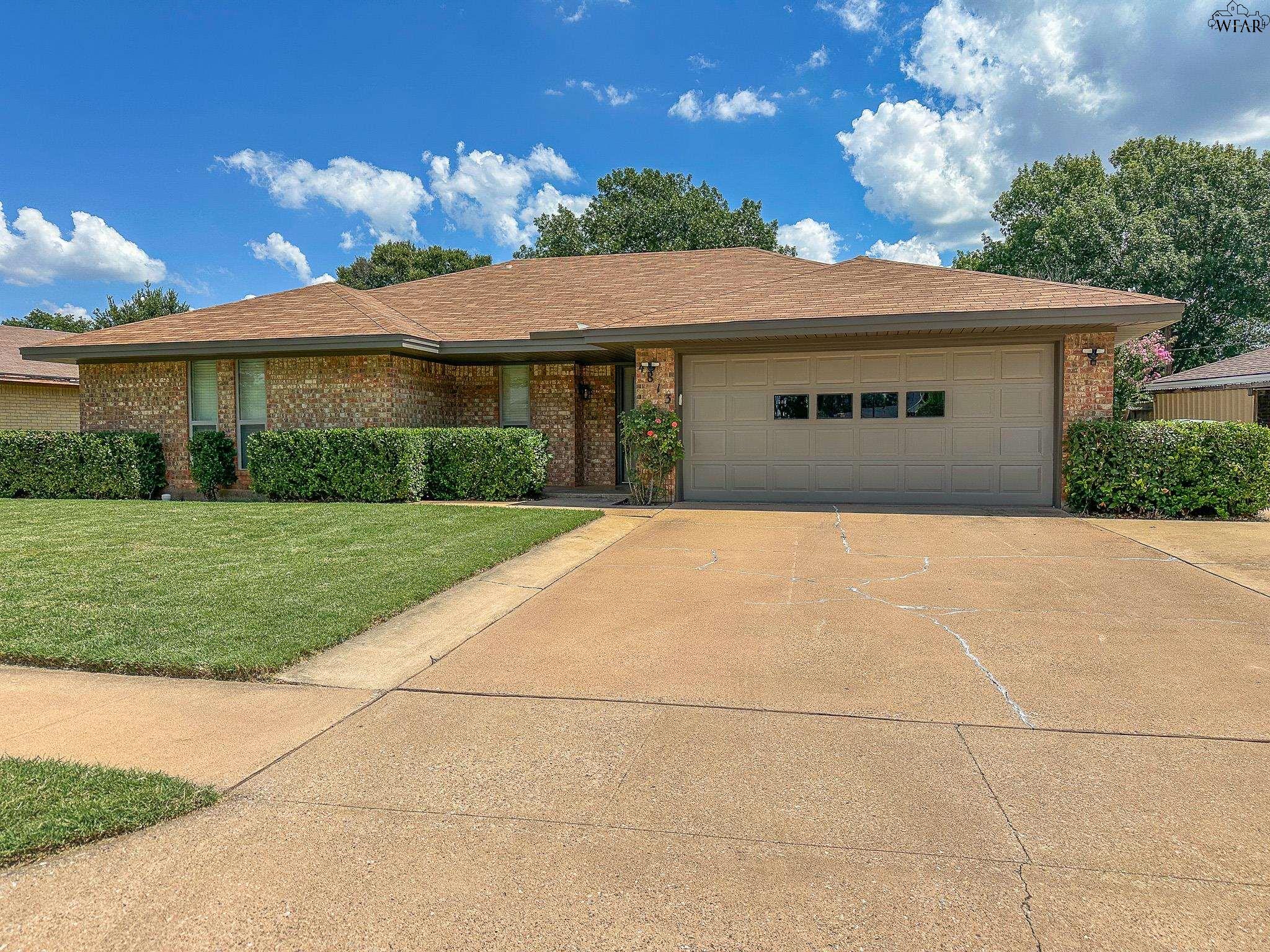 4813 MELISSA LEA LANE