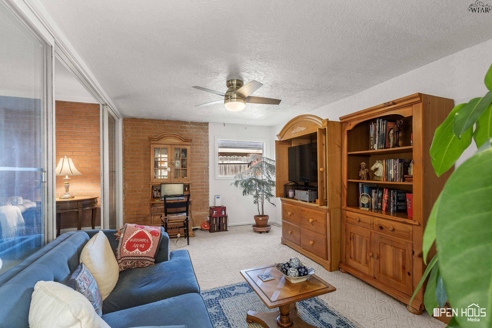 4804 HOLLANDALE AVENUE