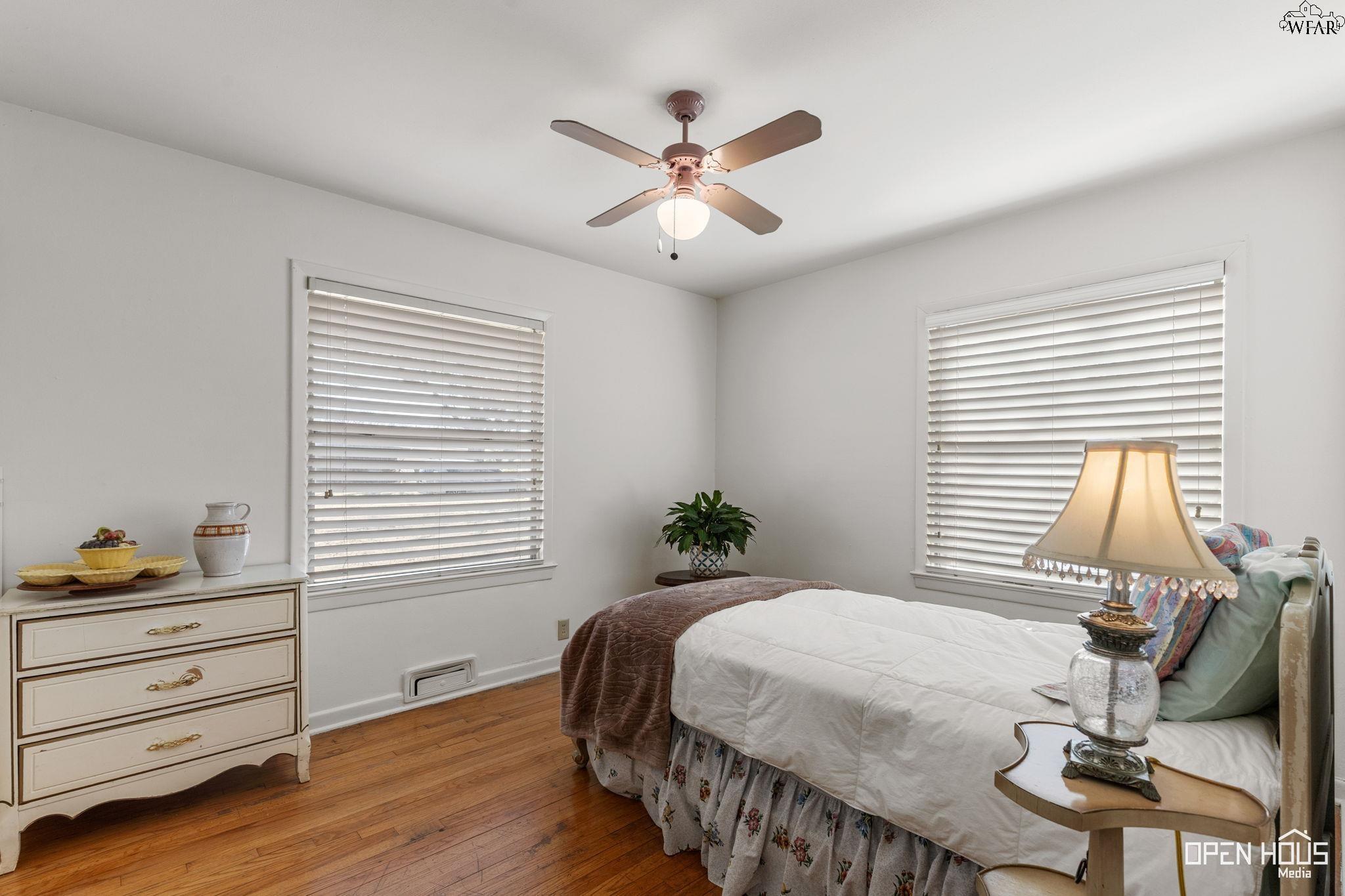 4804 HOLLANDALE AVENUE