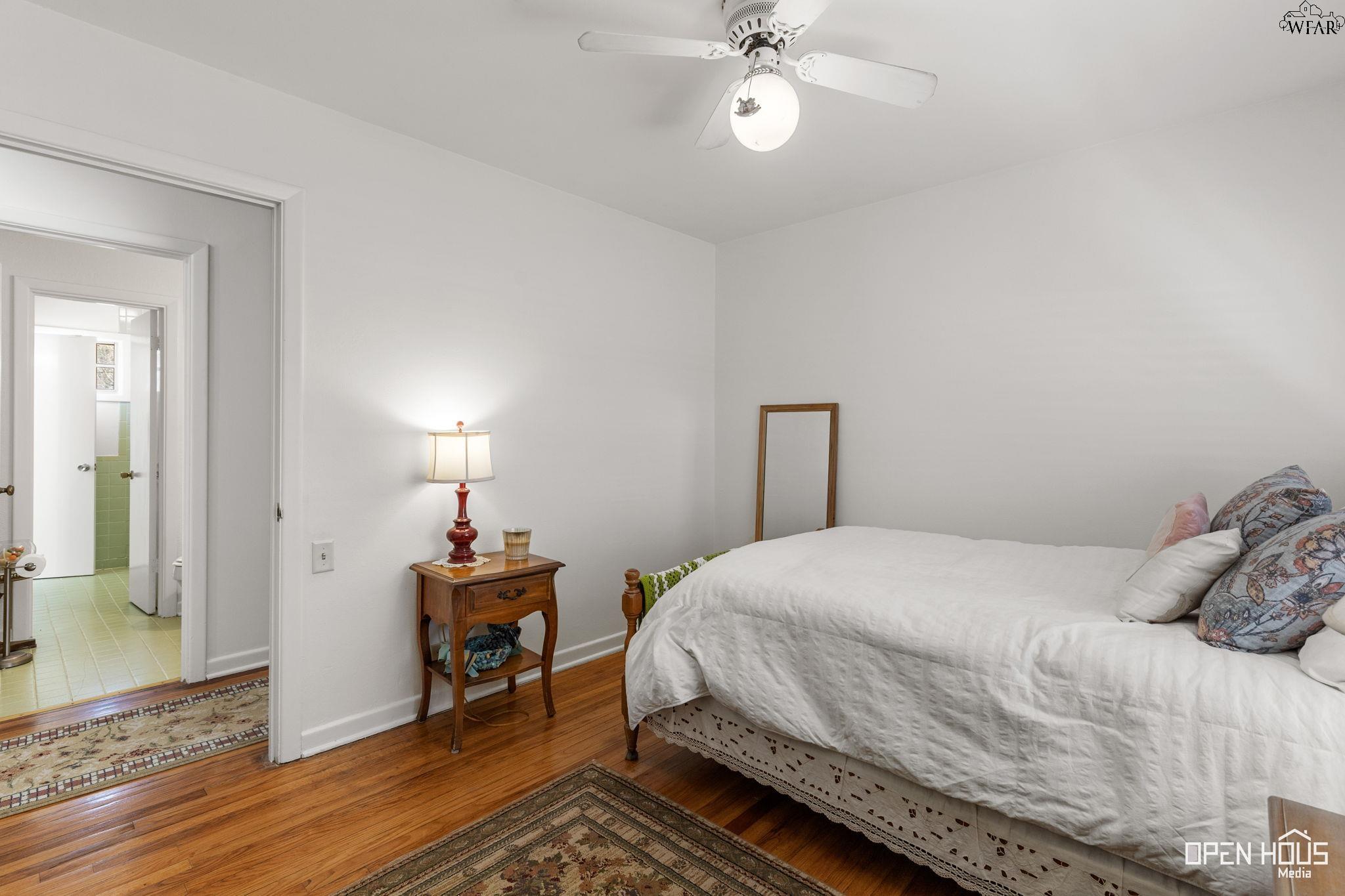 4804 HOLLANDALE AVENUE