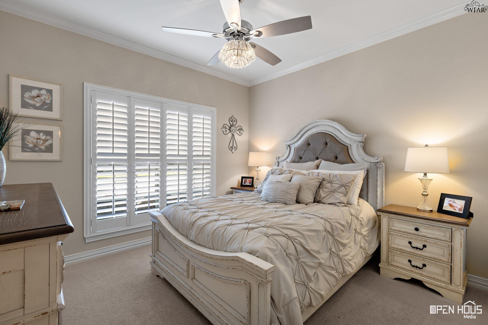 2924 LOMA LINDA LANE