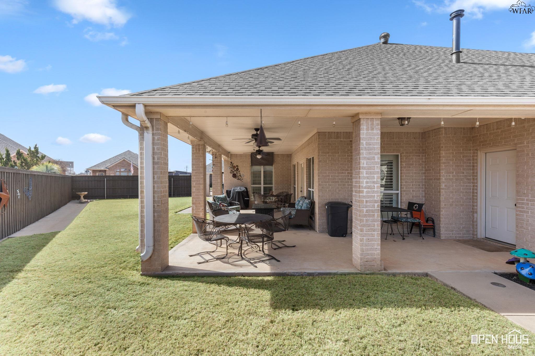 2924 LOMA LINDA LANE