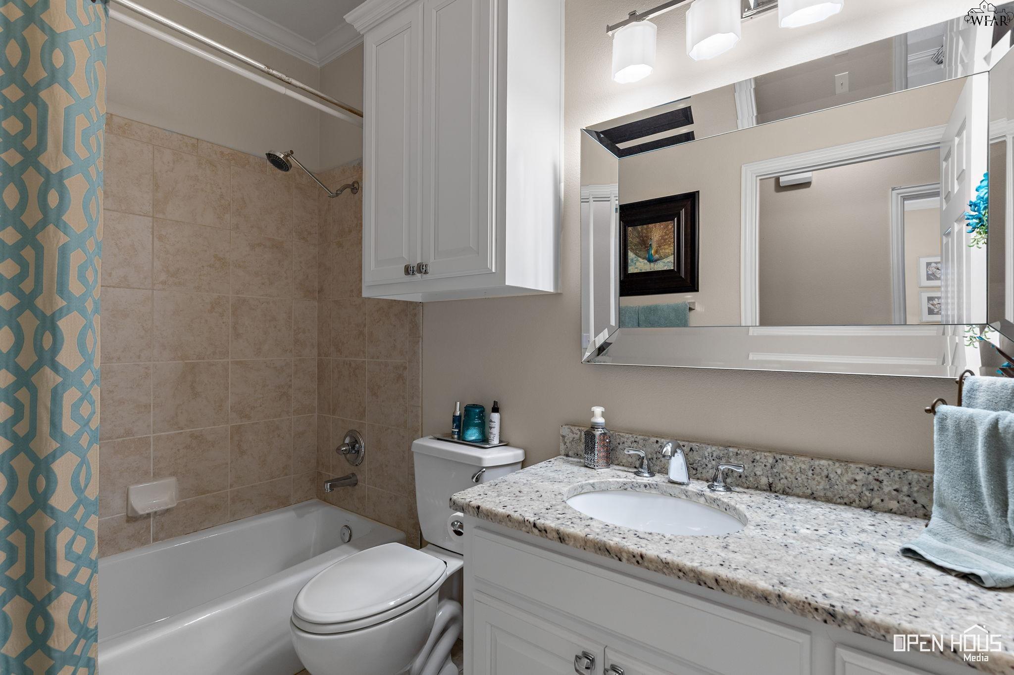 2924 LOMA LINDA LANE