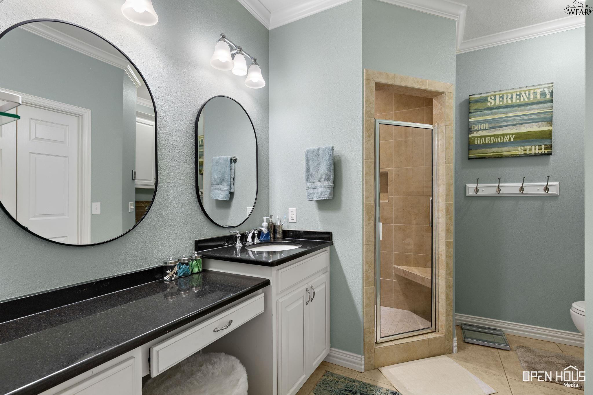 2924 LOMA LINDA LANE