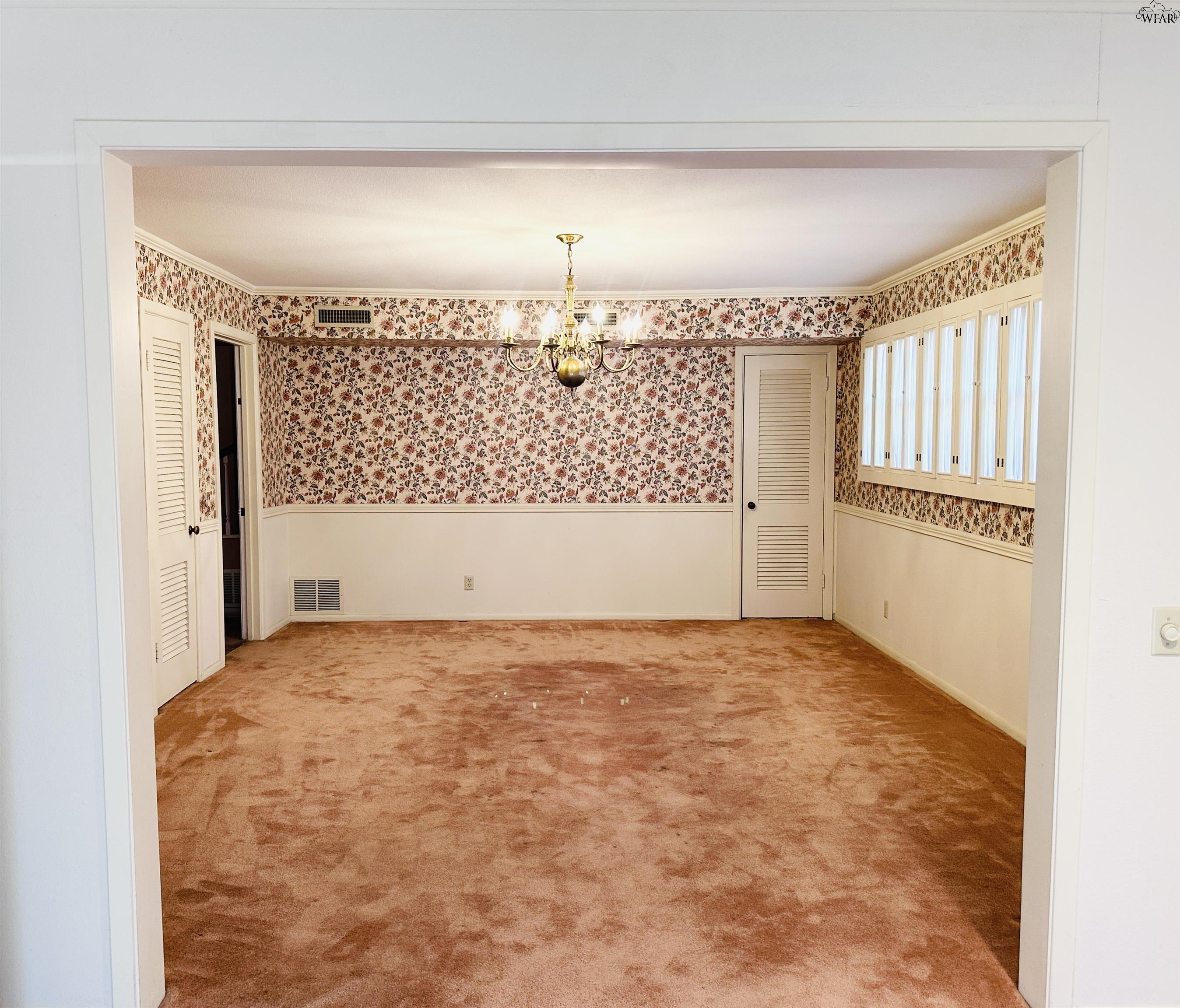 4219 LAKE PARK DRIVE