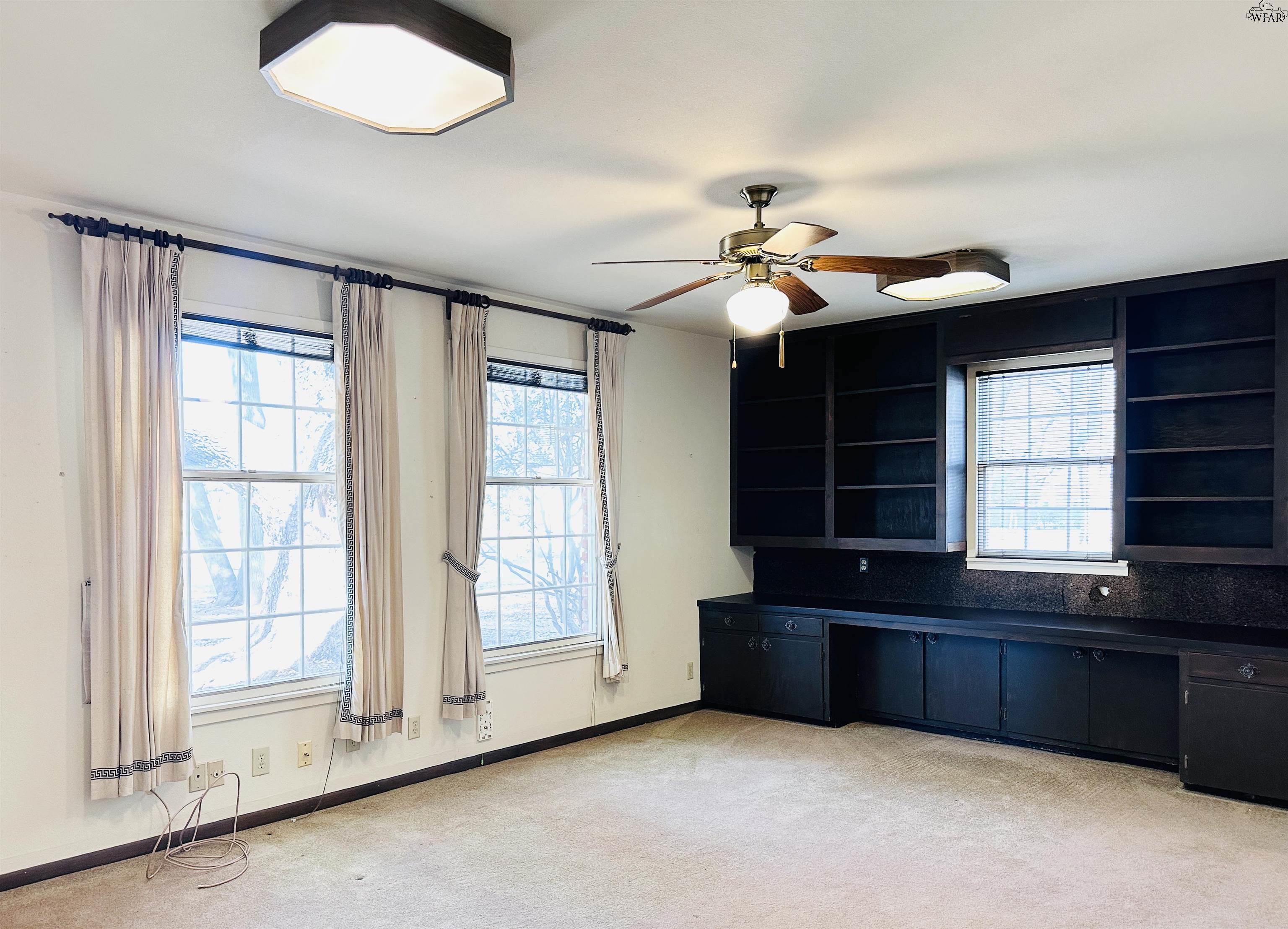 4219 LAKE PARK DRIVE