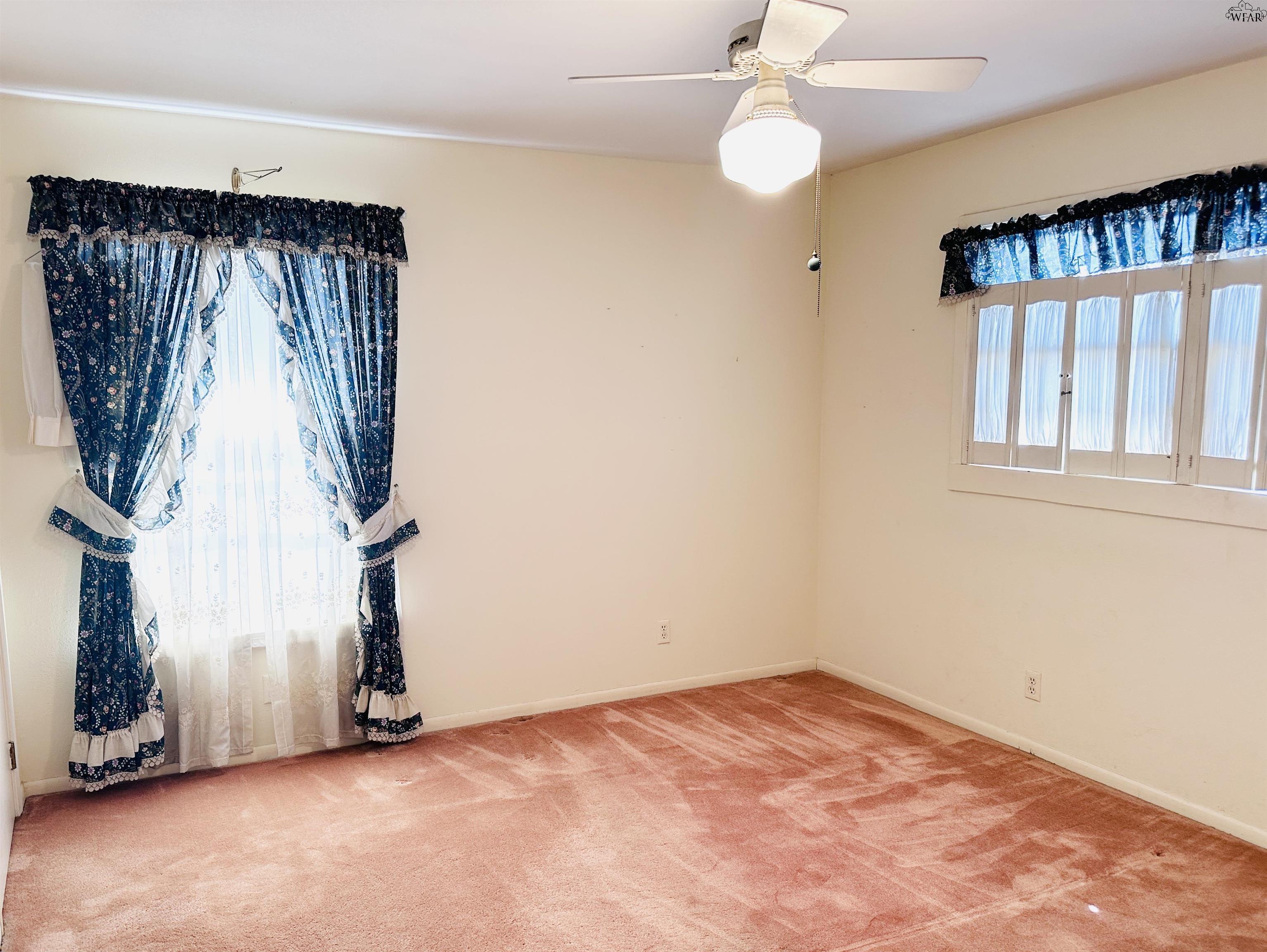 4219 LAKE PARK DRIVE