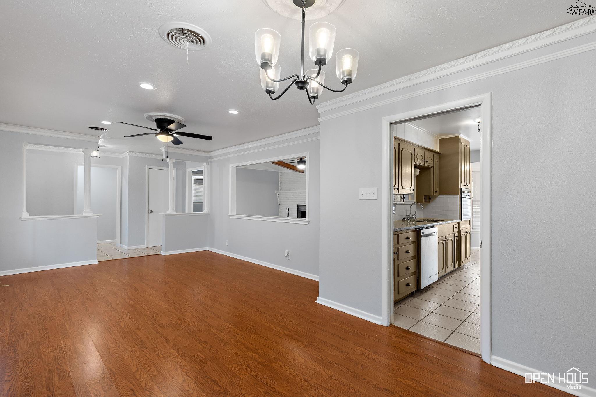 1543 SWEETBRIAR DRIVE