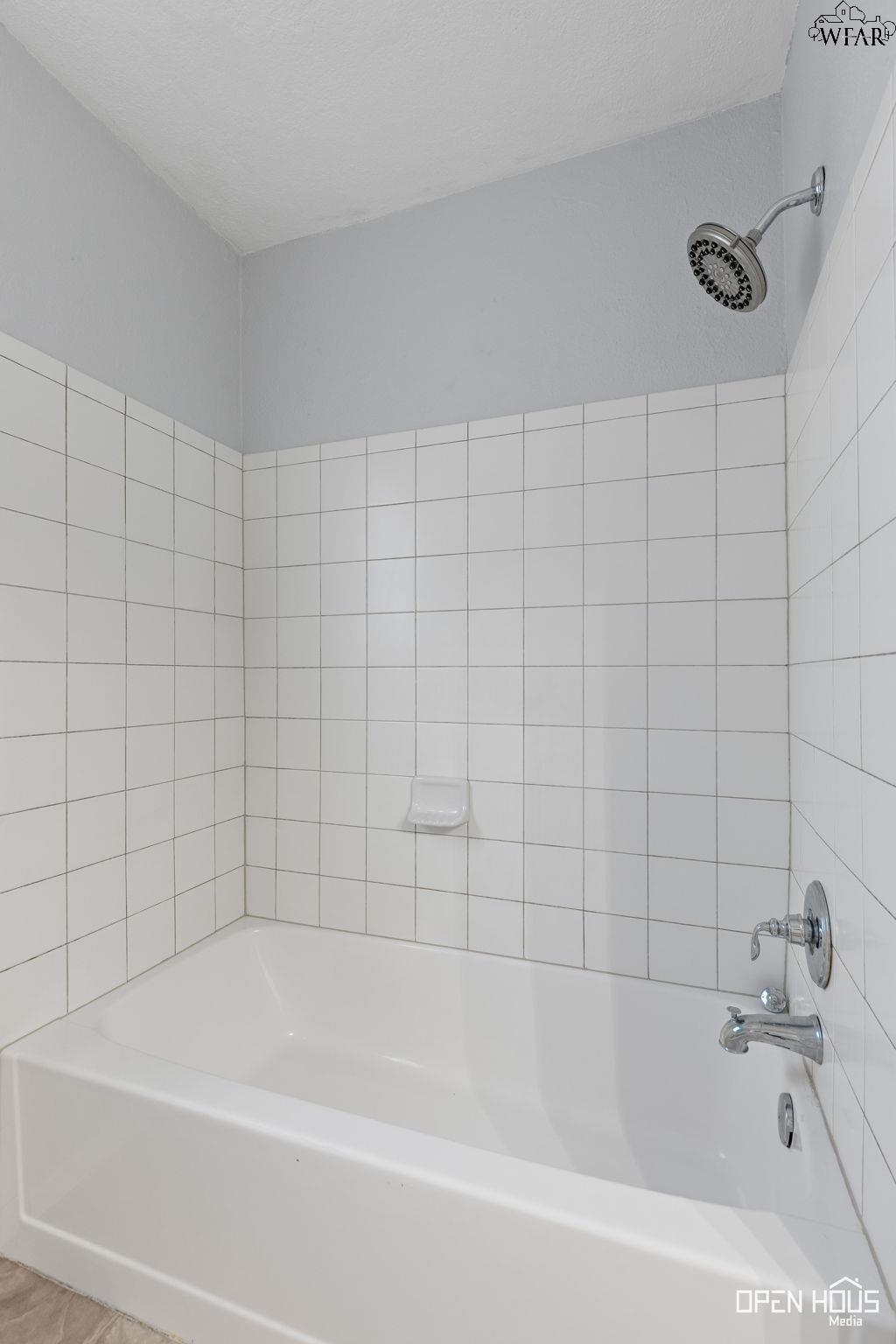 1543 SWEETBRIAR DRIVE