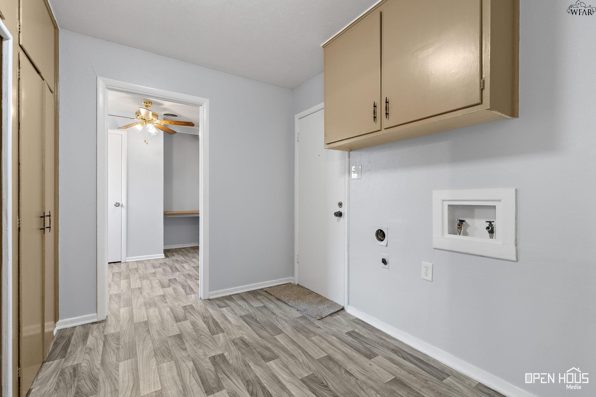 1543 SWEETBRIAR DRIVE