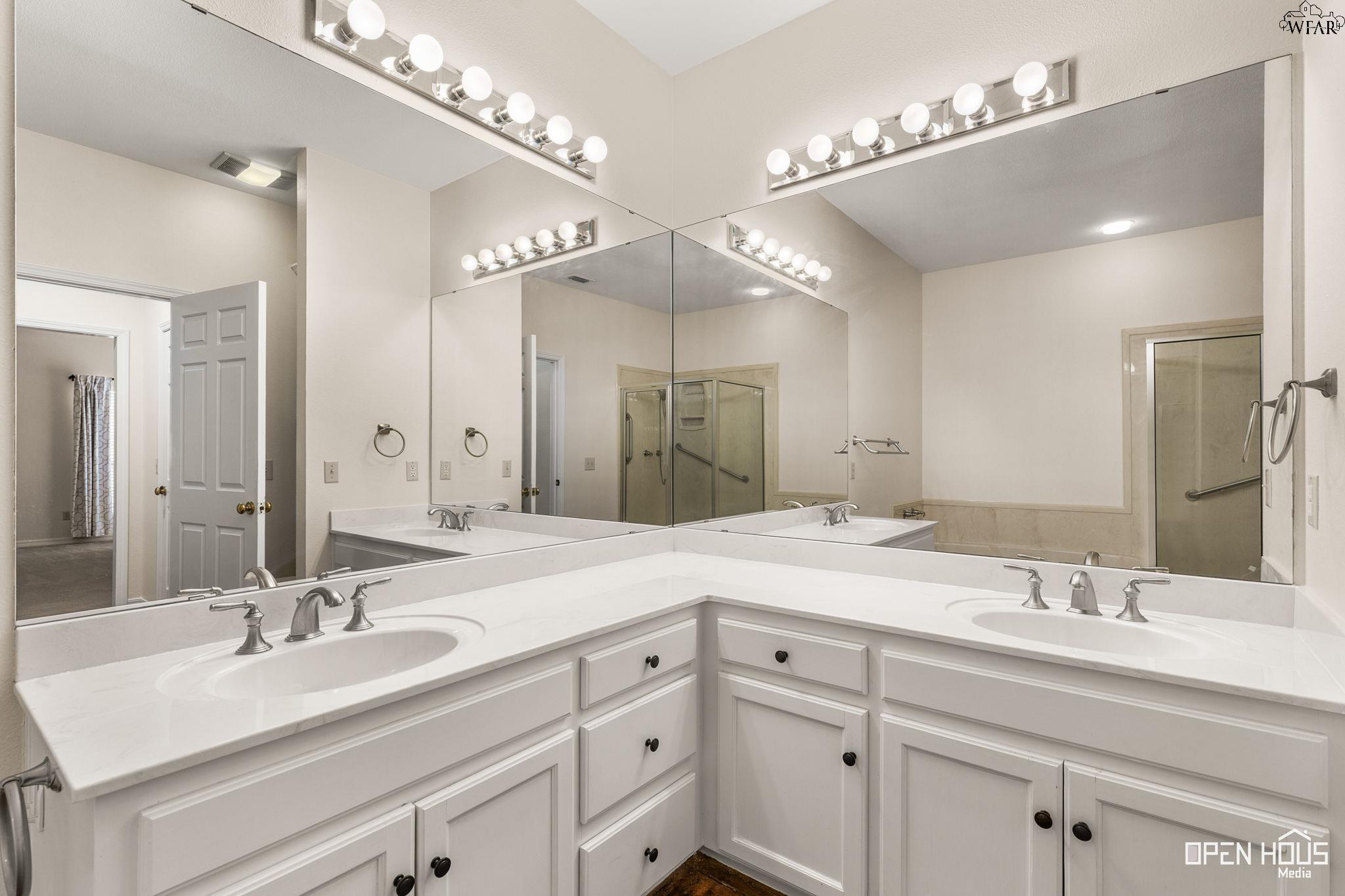 3416 NOTTINGHILL LANE