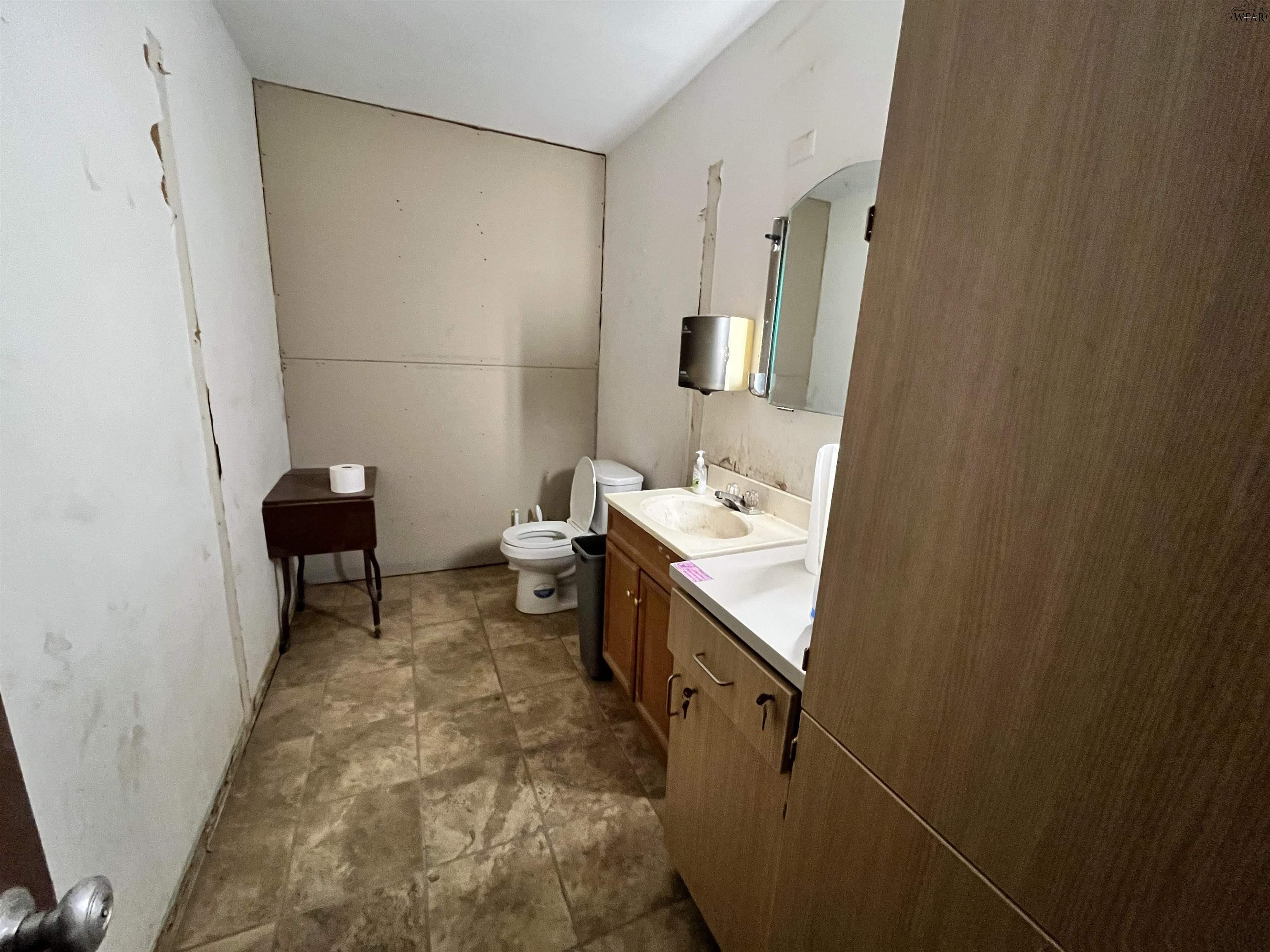 1213 SCOTT AVENUE Unit: 1209