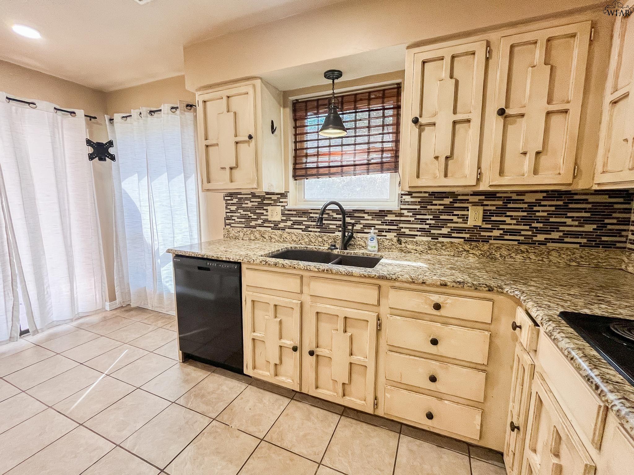 4104 PICASSO DRIVE