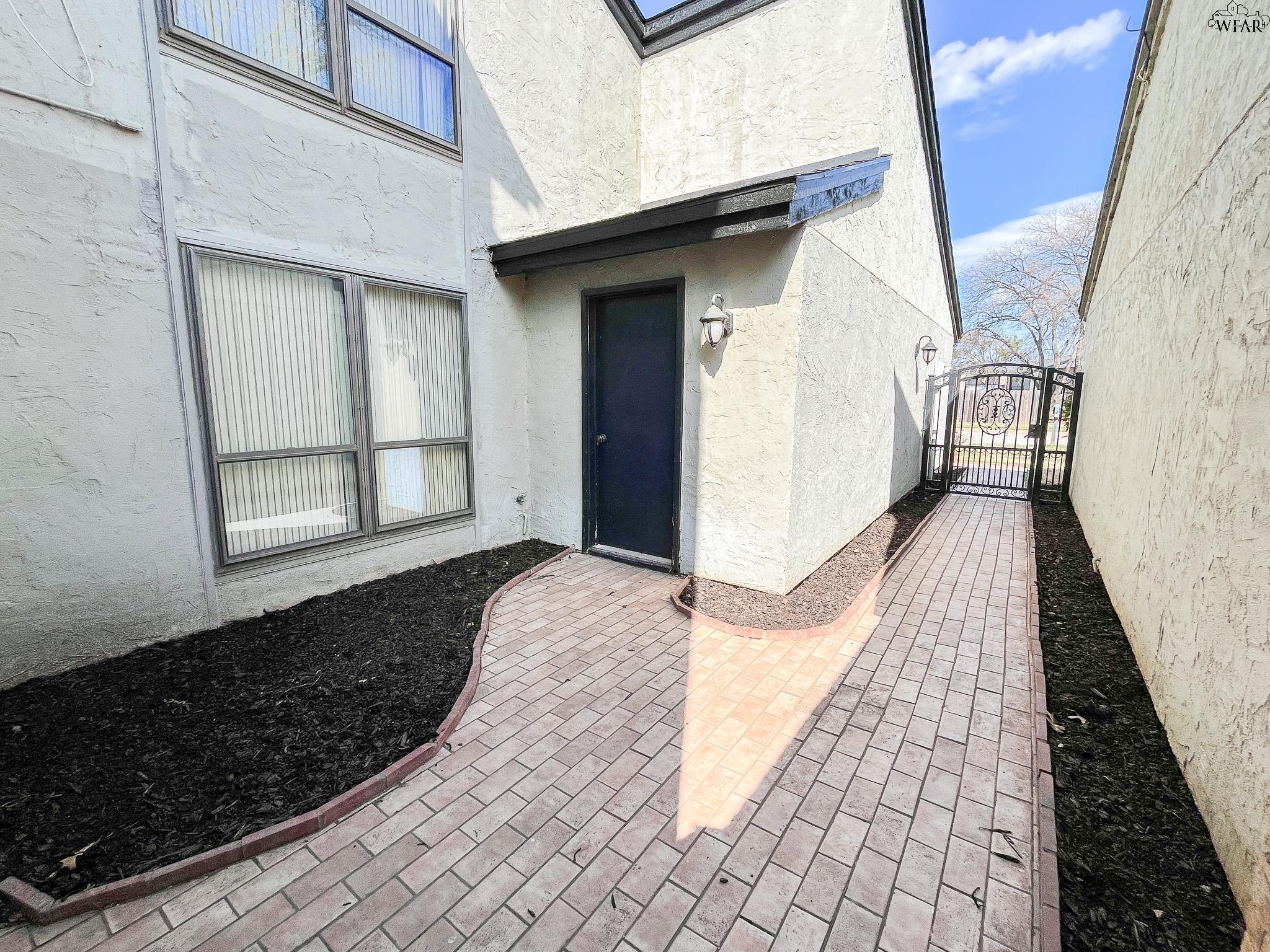 4104 PICASSO DRIVE