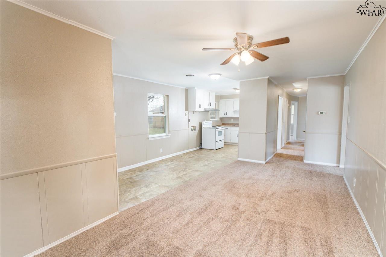 1201 SHADY LANE