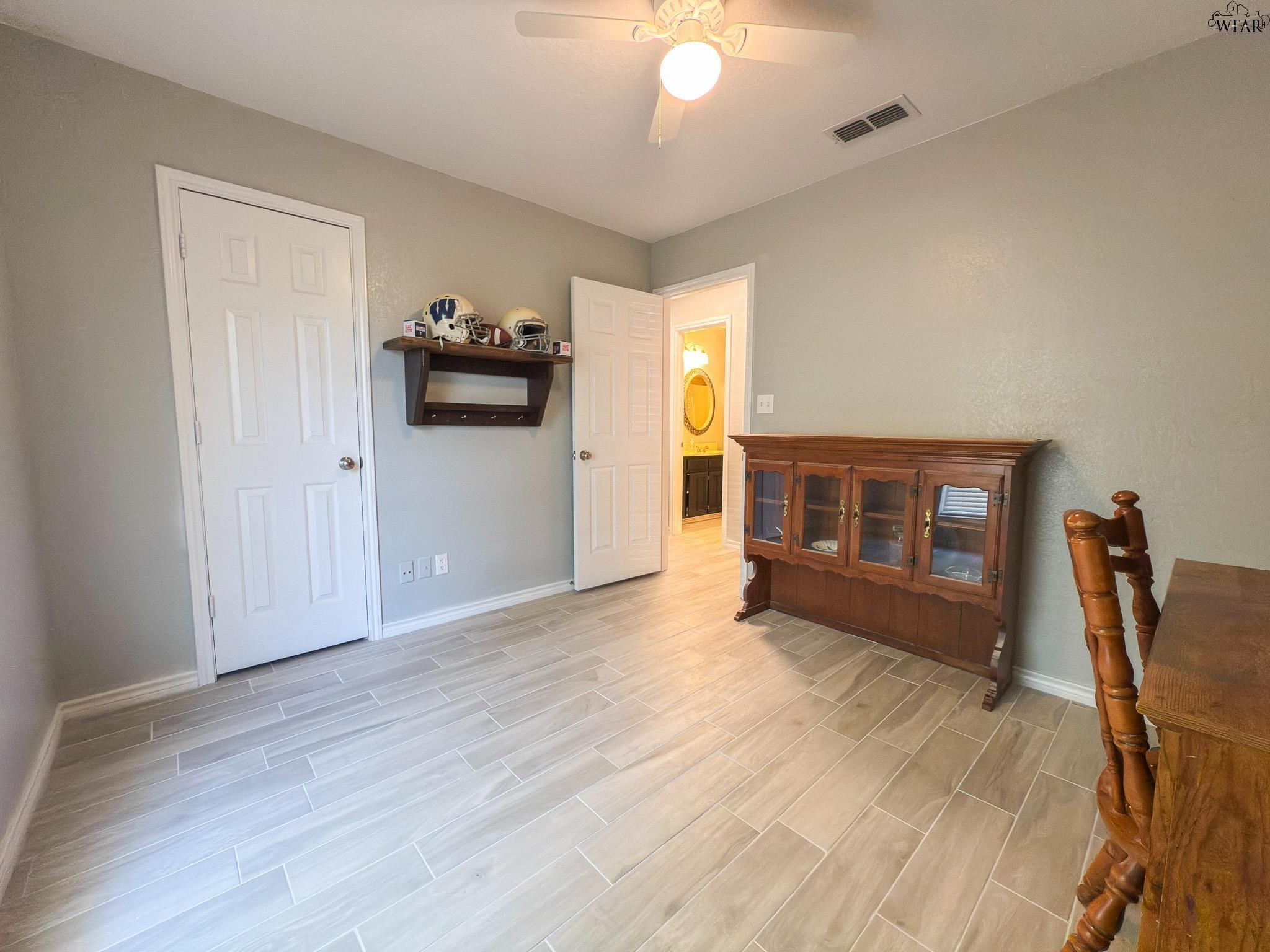 1217 WENDY RIDGE