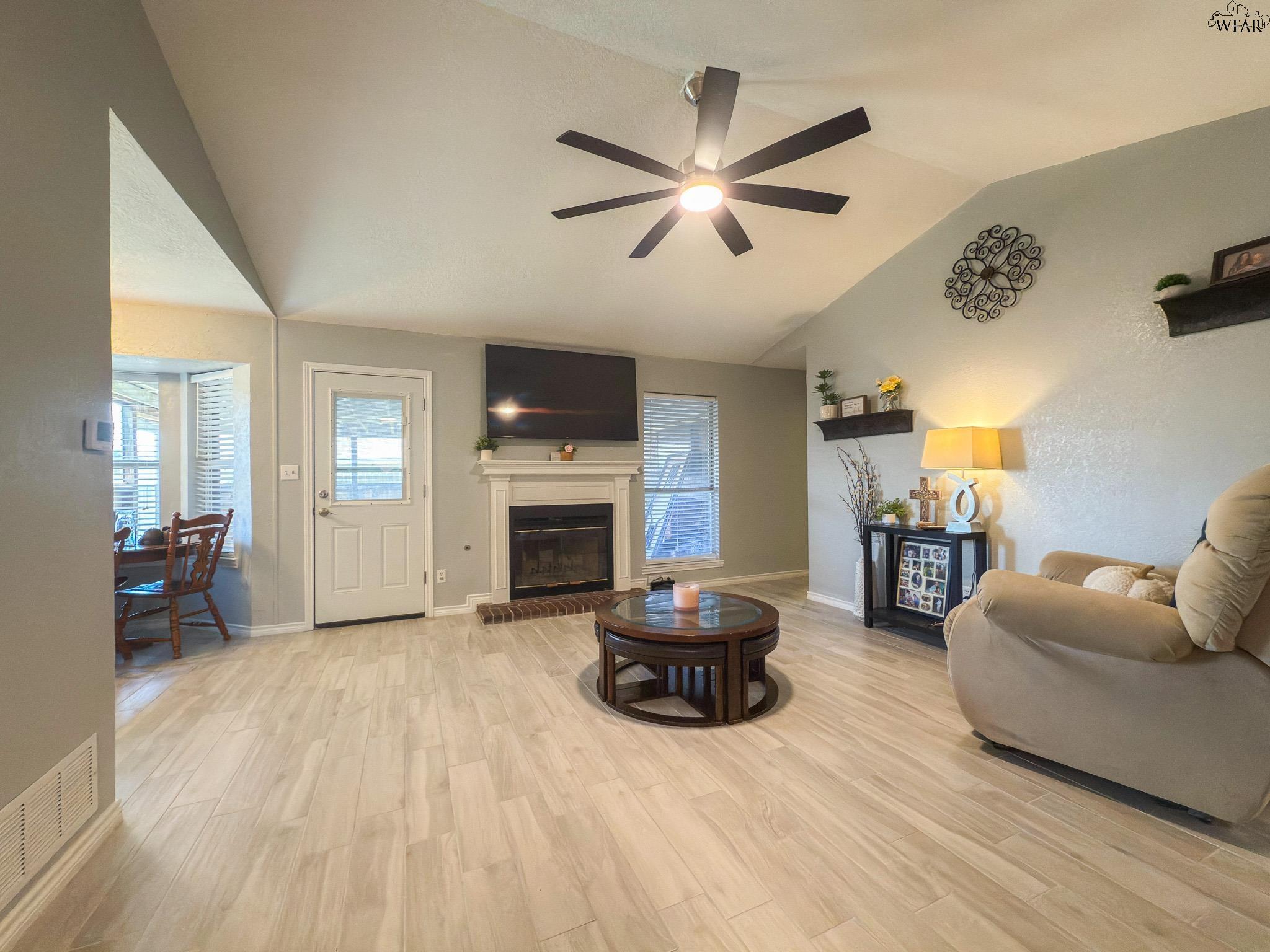 1217 WENDY RIDGE
