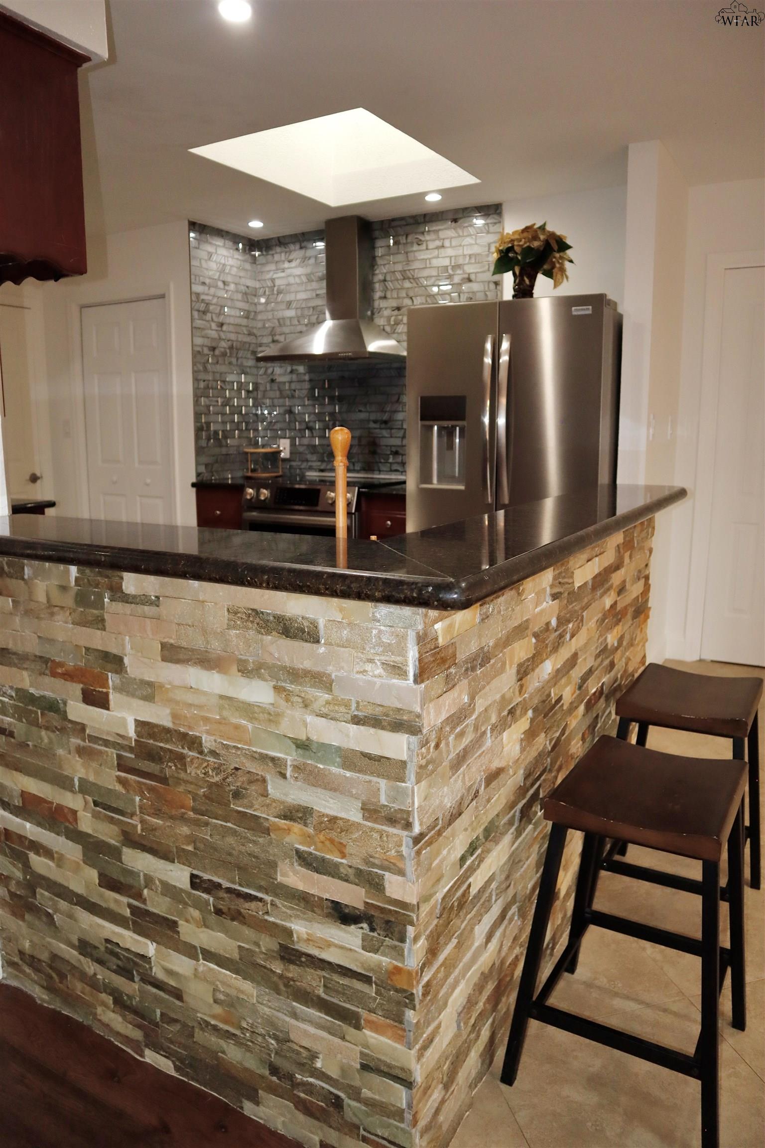 19 PILOT POINT DRIVE