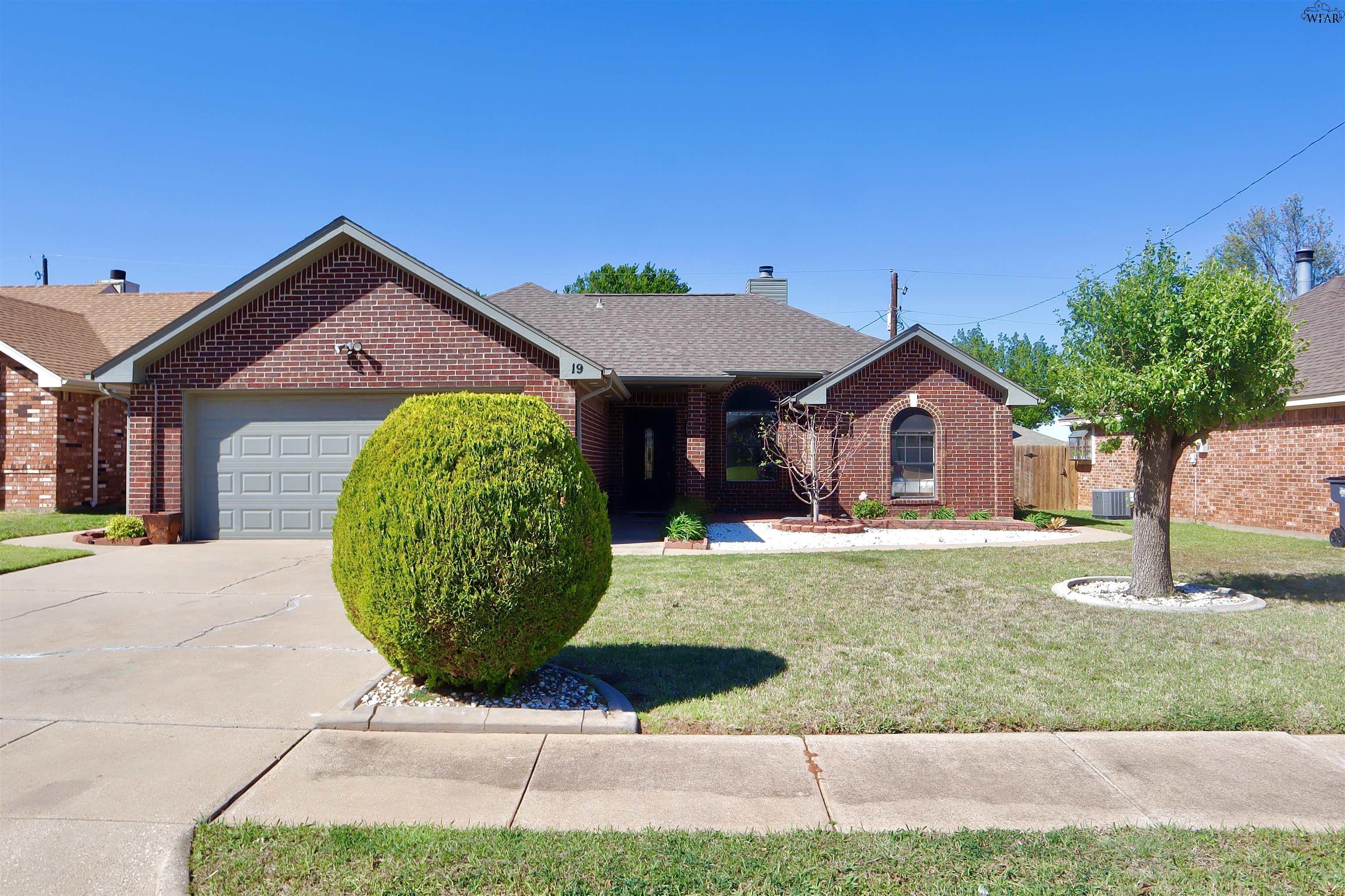 19 PILOT POINT DRIVE