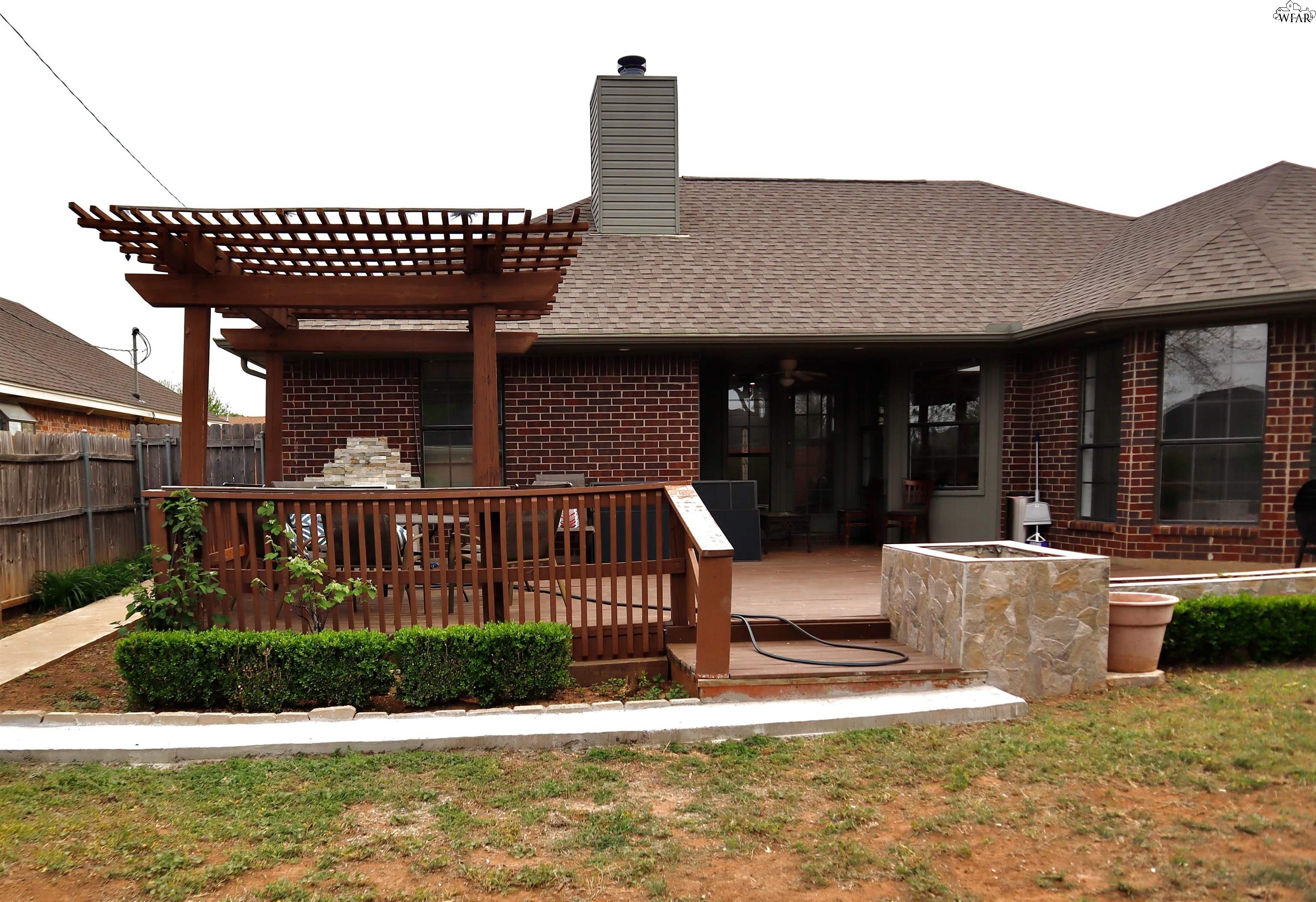 19 PILOT POINT DRIVE