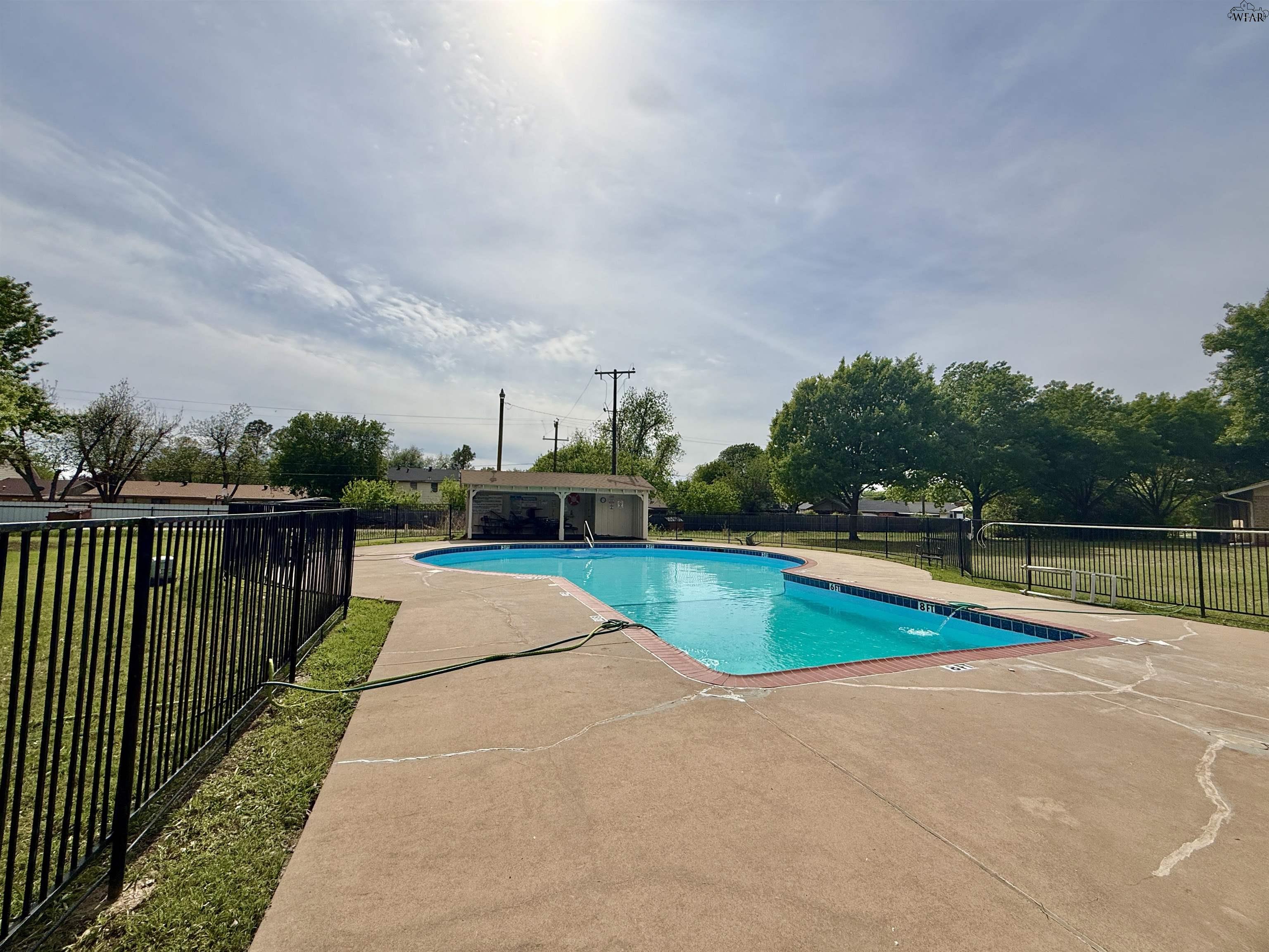 4500 SPANISH TRACE Unit: unit 4