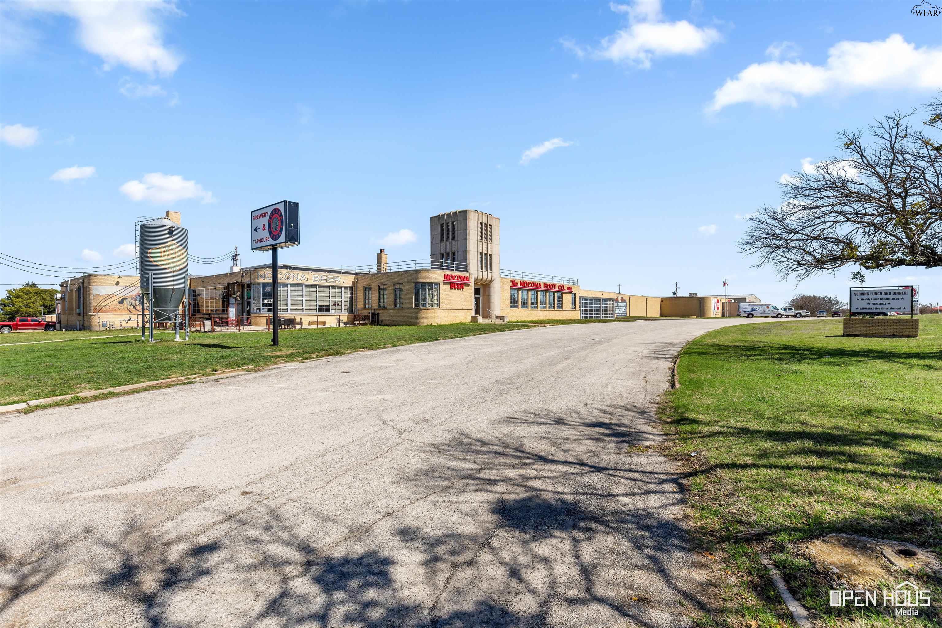 917 E HWY 82 Unit: STE A