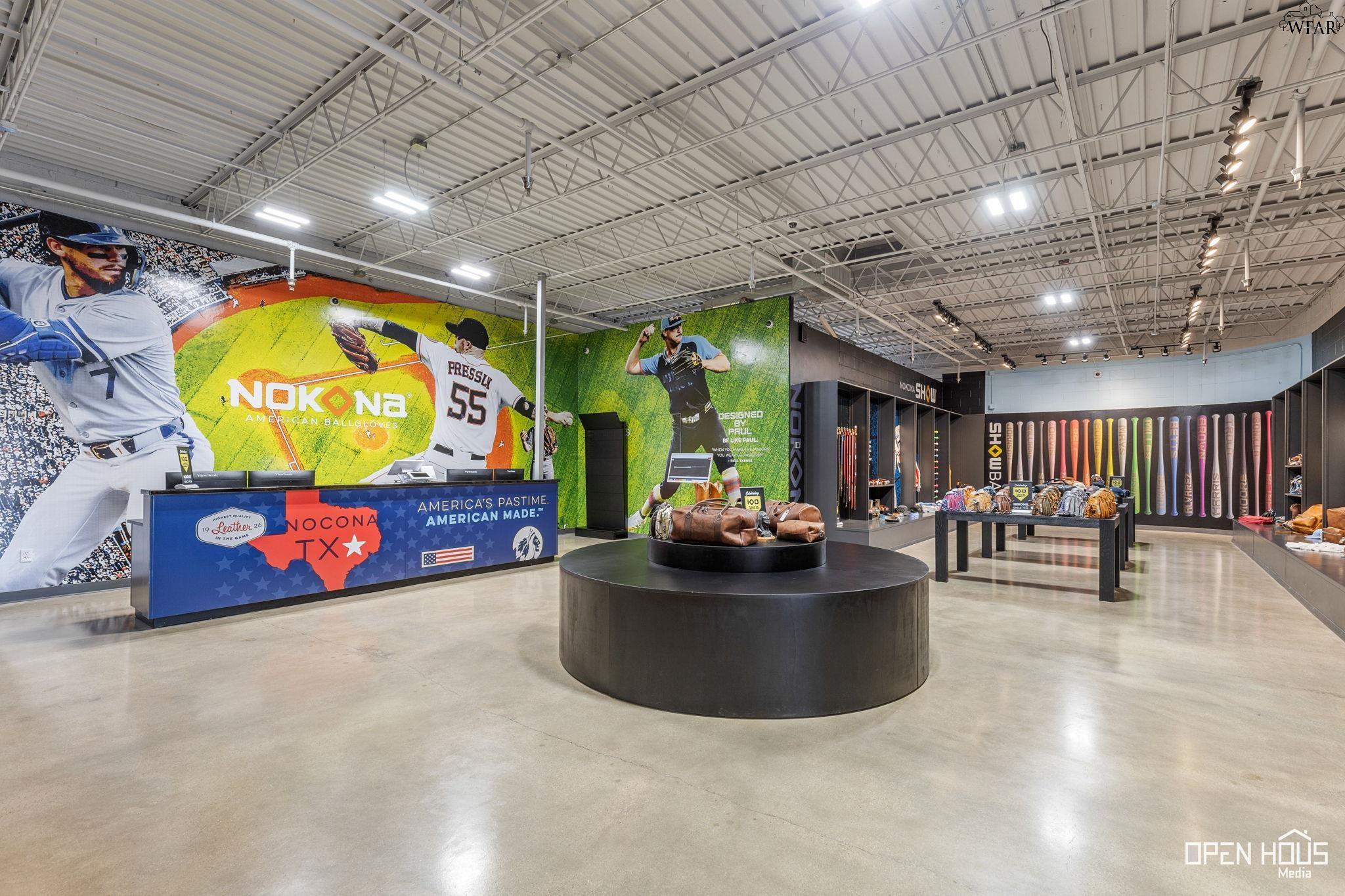 917 E HWY 82 Unit: STE A