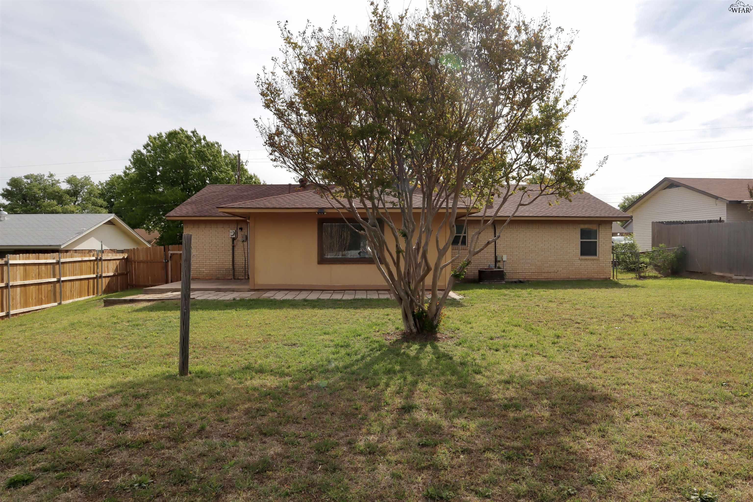 5402 HOOPER DRIVE