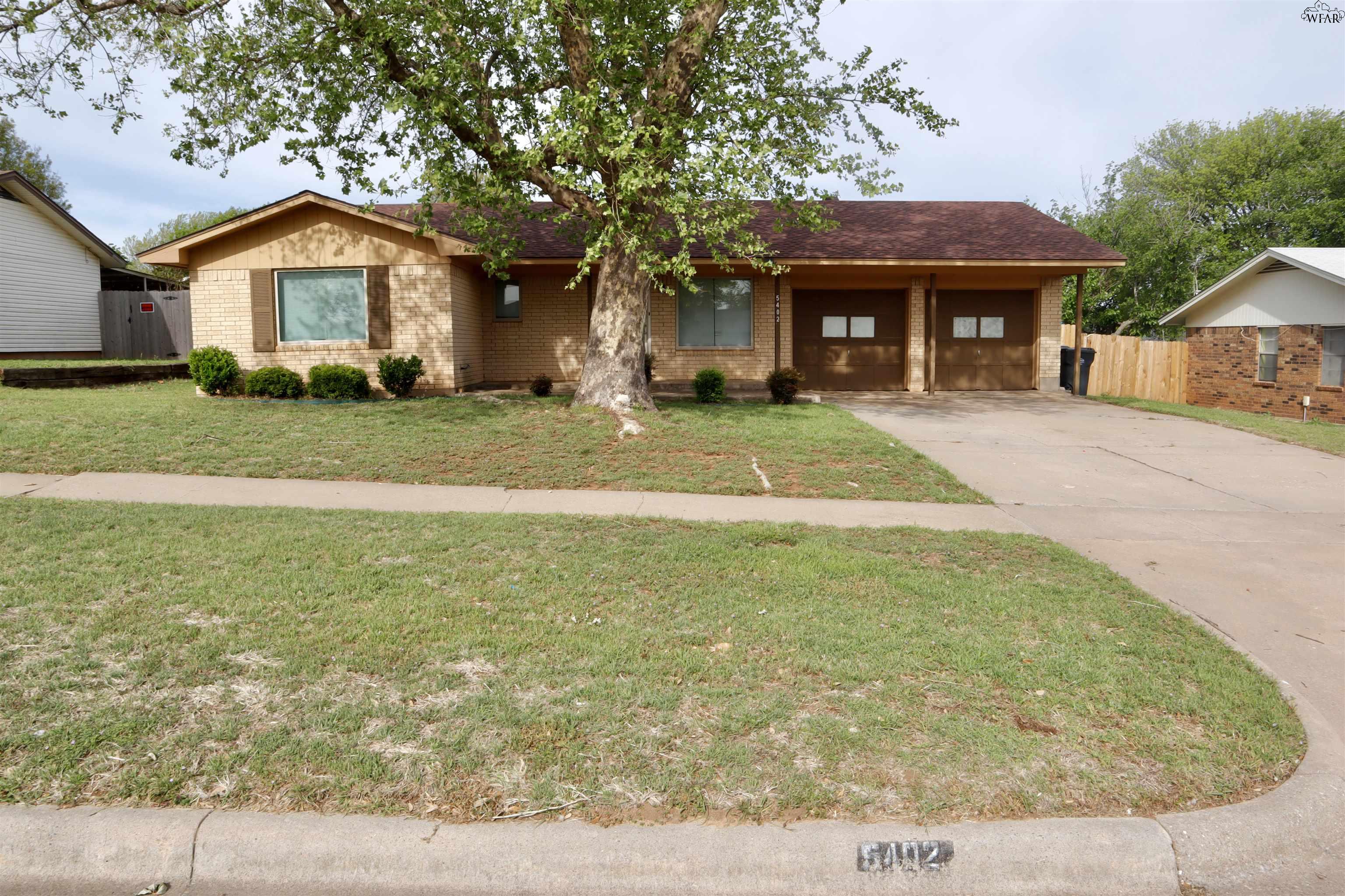 5402 HOOPER DRIVE
