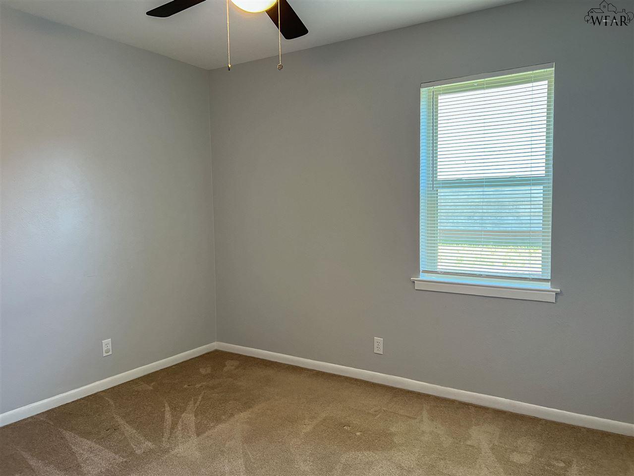5402 HOOPER DRIVE