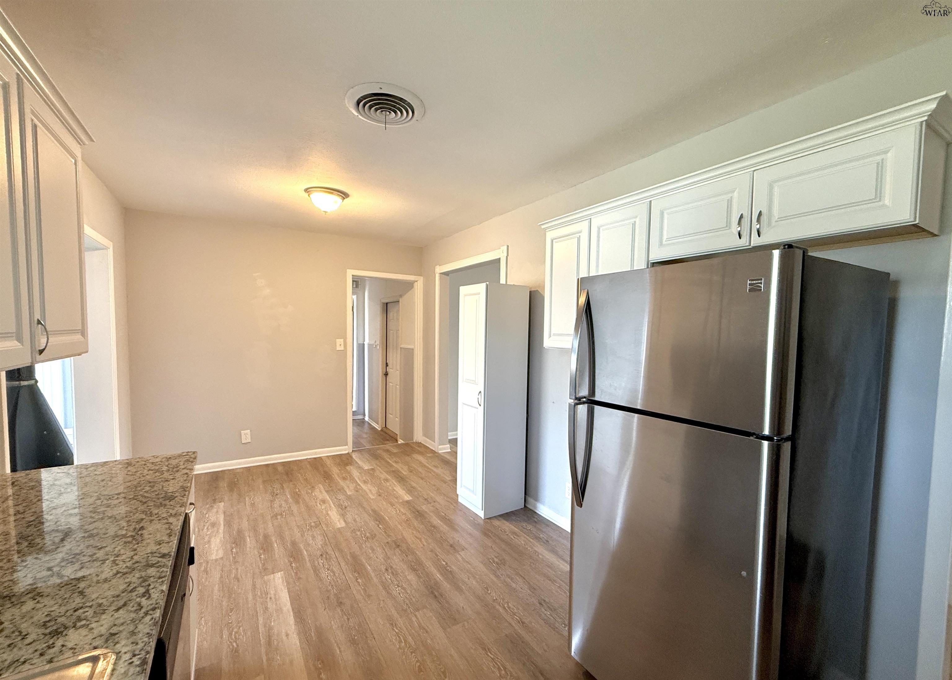 5402 HOOPER DRIVE