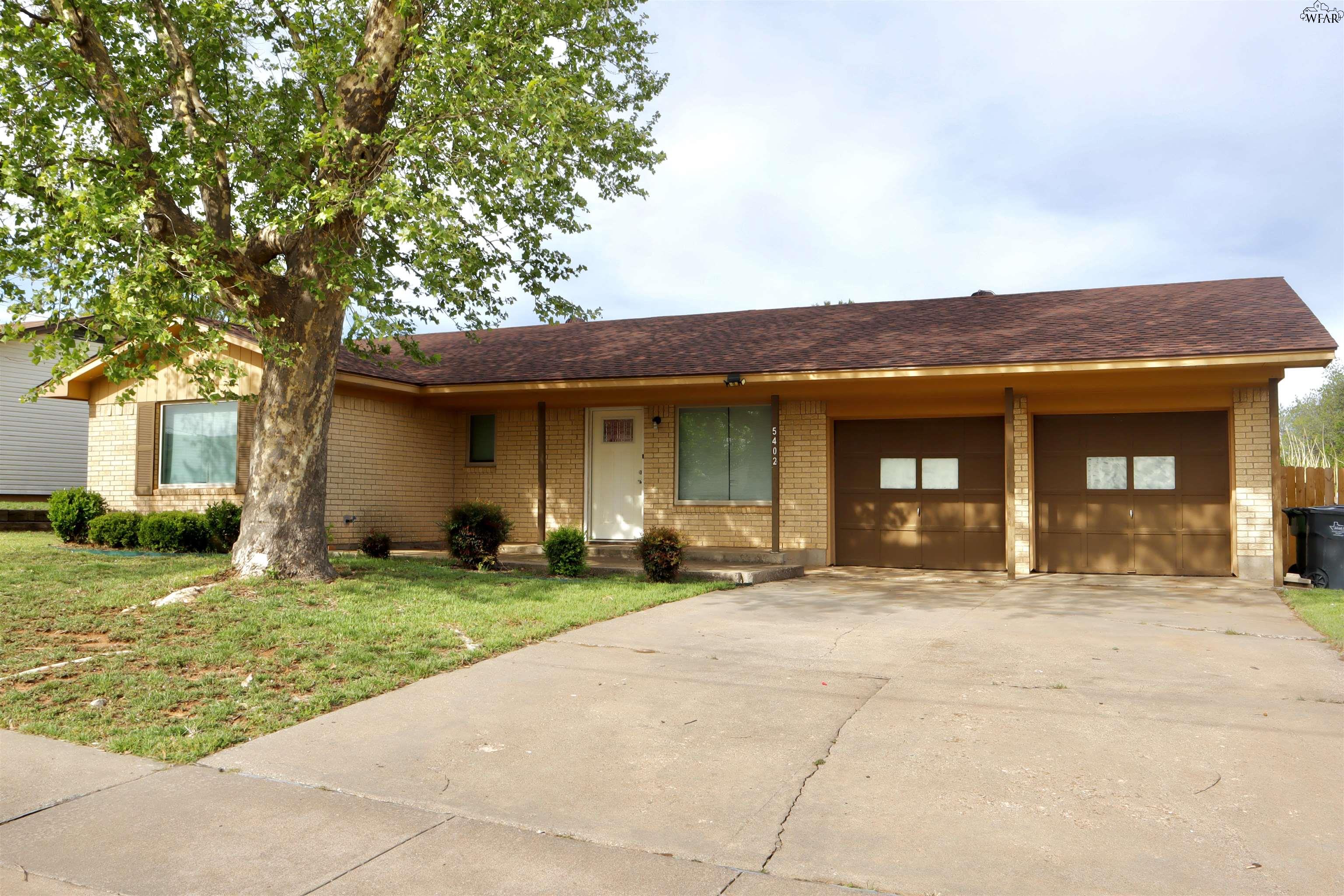 5402 HOOPER DRIVE
