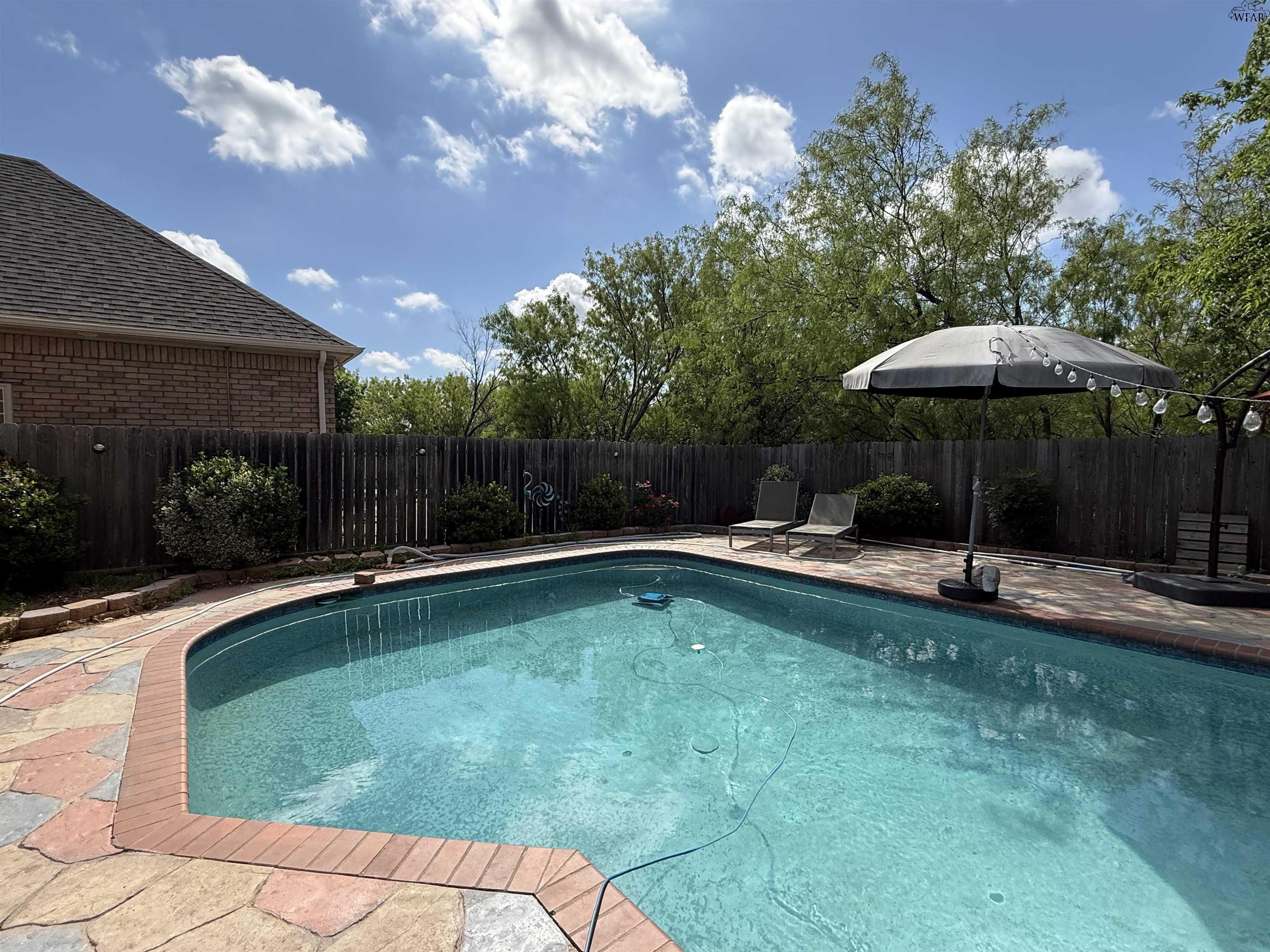 5437 PRAIRIE LACE LANE