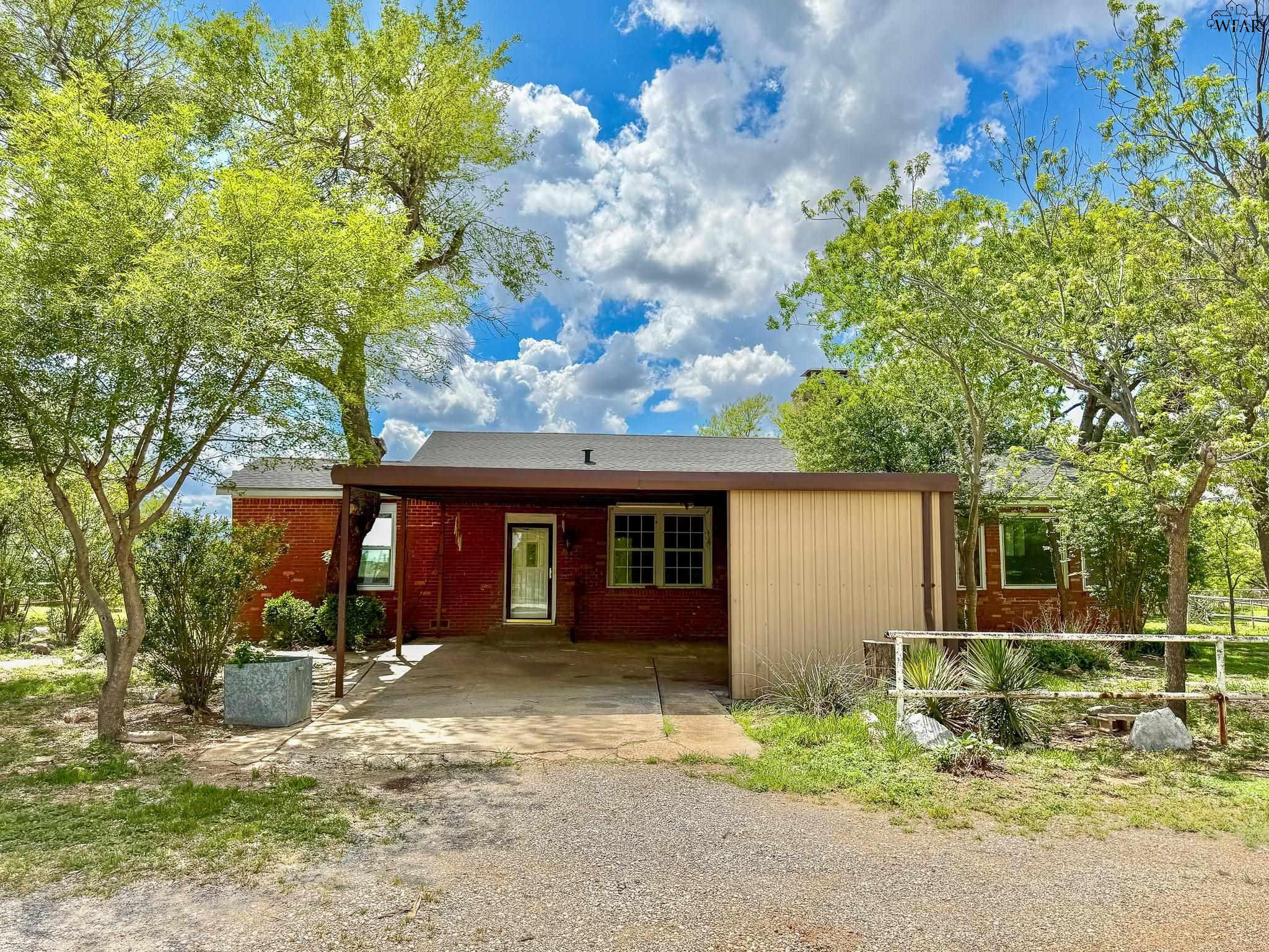 9485 SEYMOUR HIGHWAY