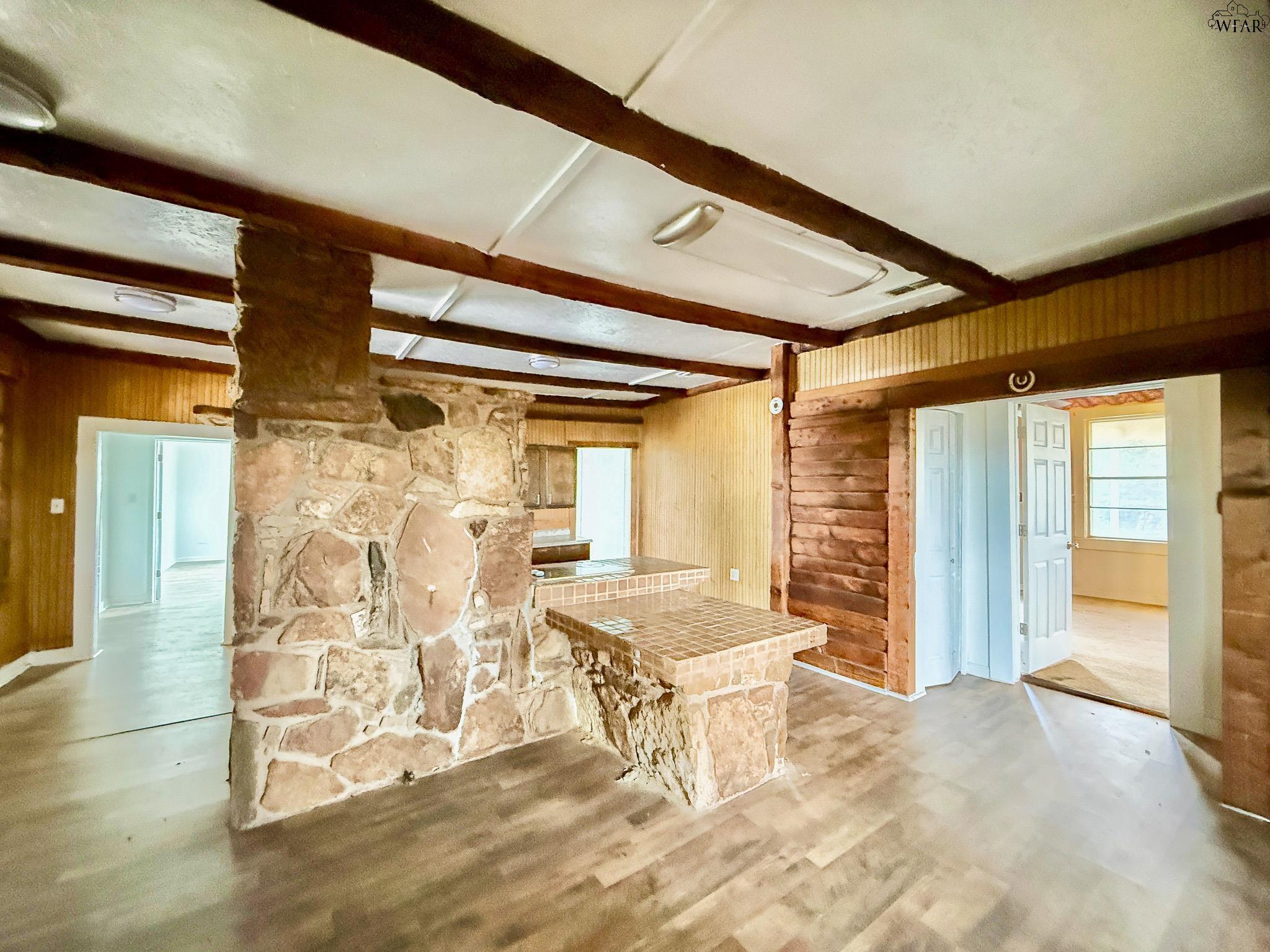 9485 SEYMOUR HIGHWAY