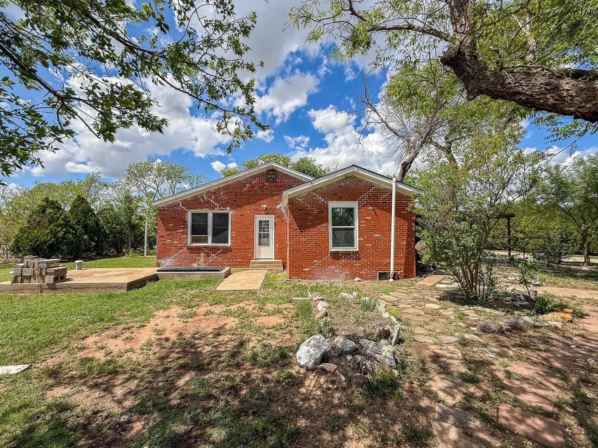 9485 SEYMOUR HIGHWAY