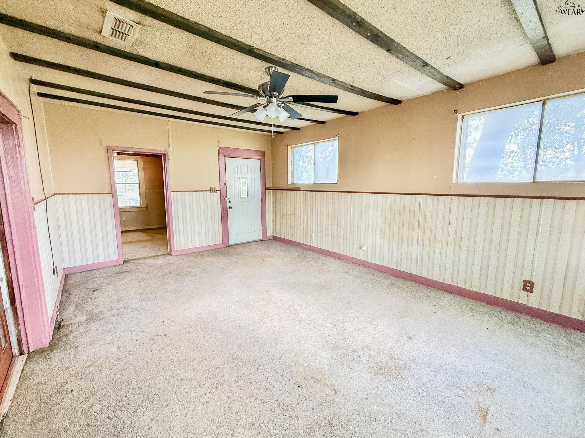 9485 SEYMOUR HIGHWAY