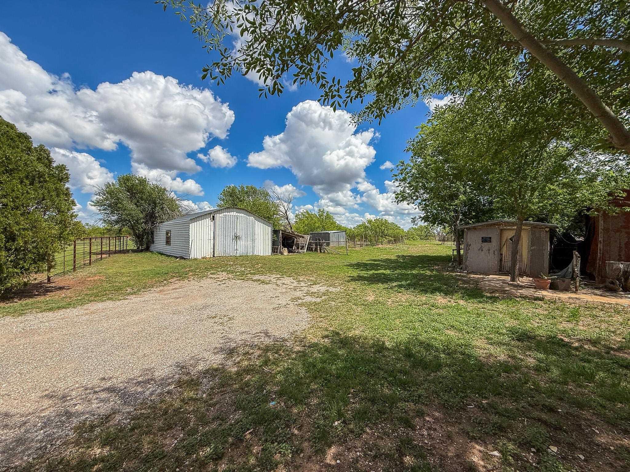 9485 SEYMOUR HIGHWAY