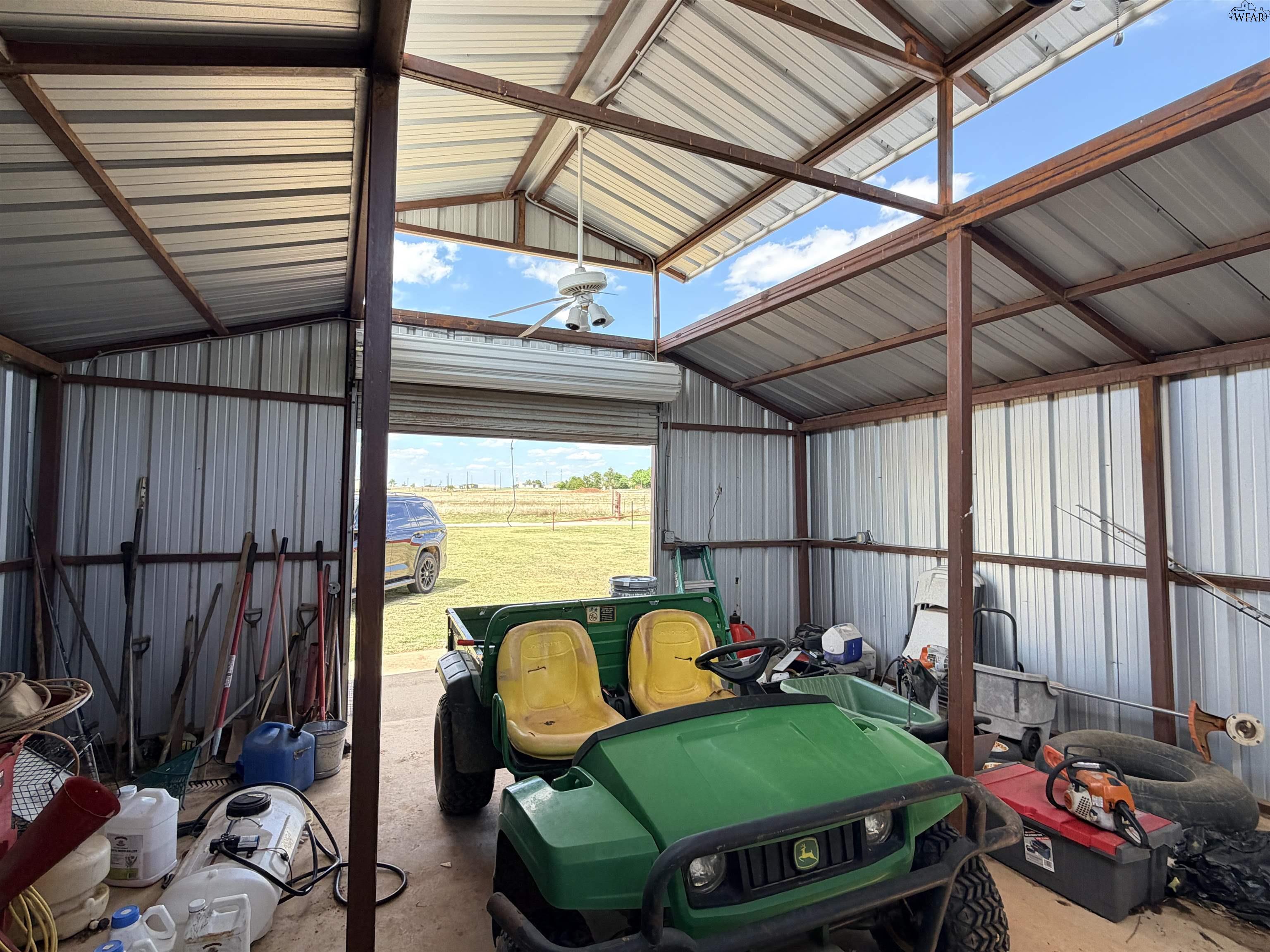 402 N FM 369