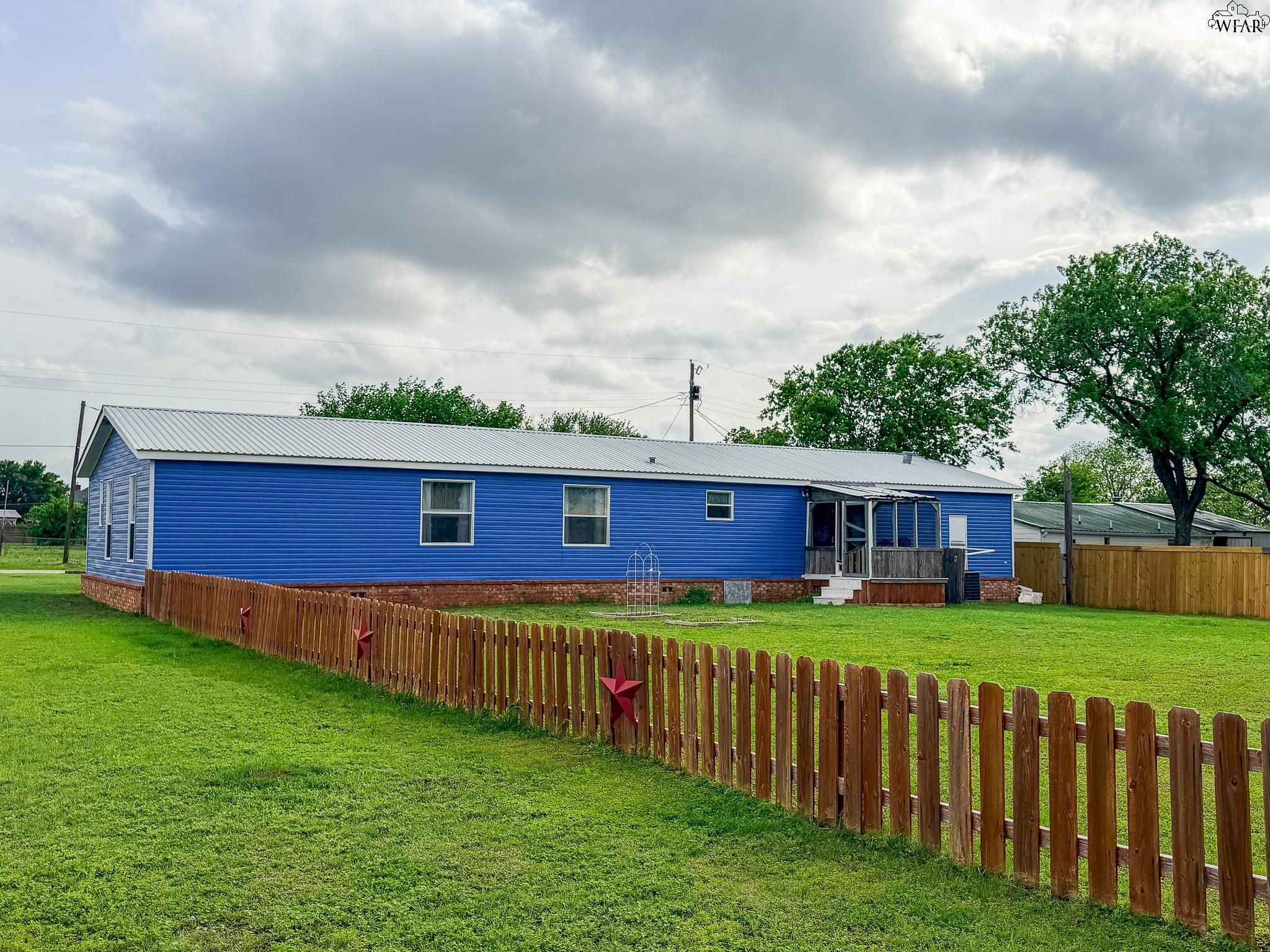 417 W CHERRY AVENUE