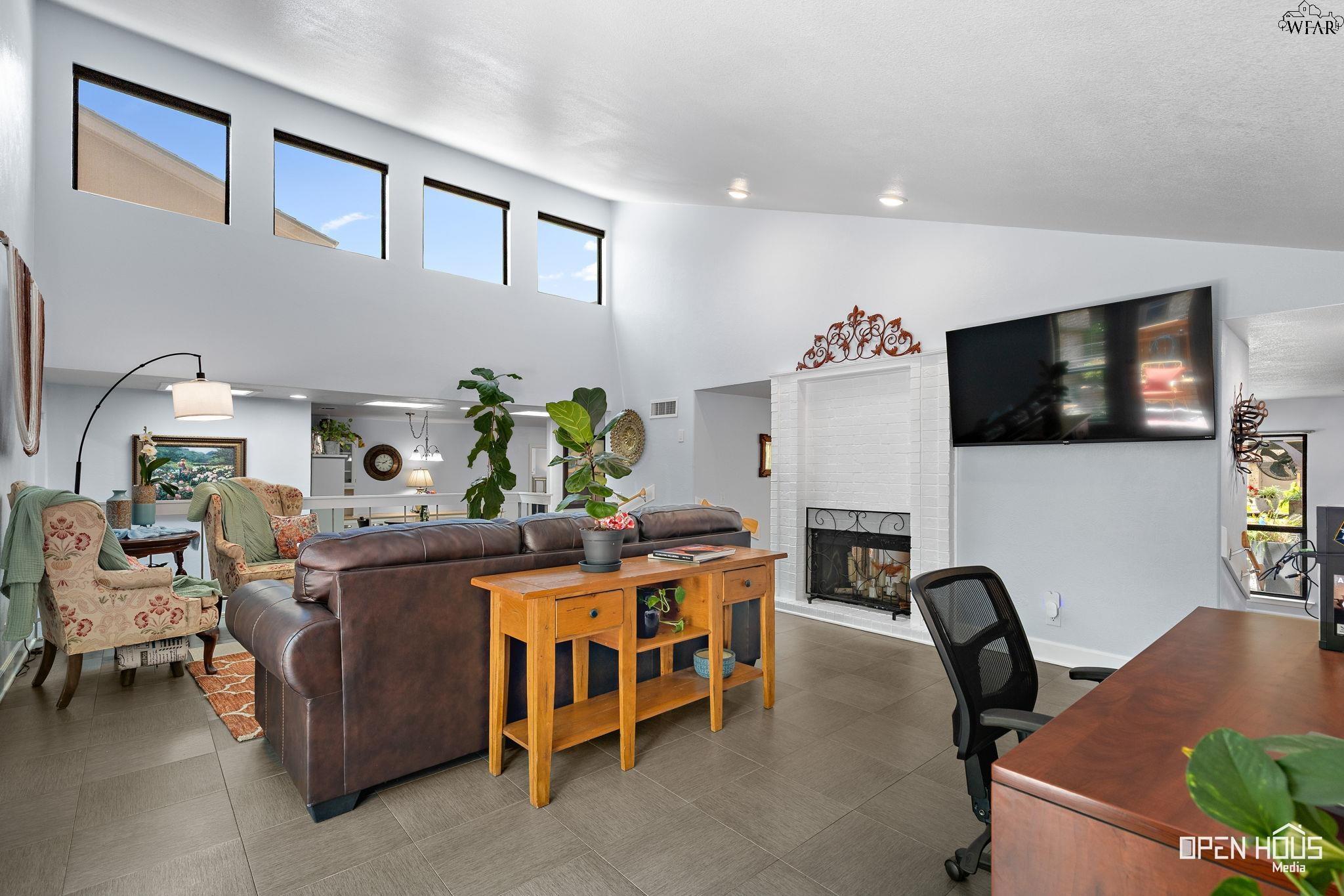 2827 MILL VALLEY DRIVE