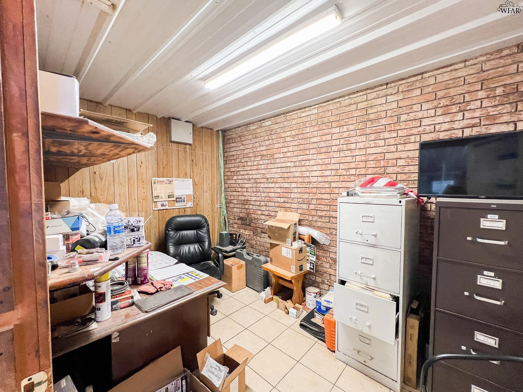 1106 W MAIN STREET
