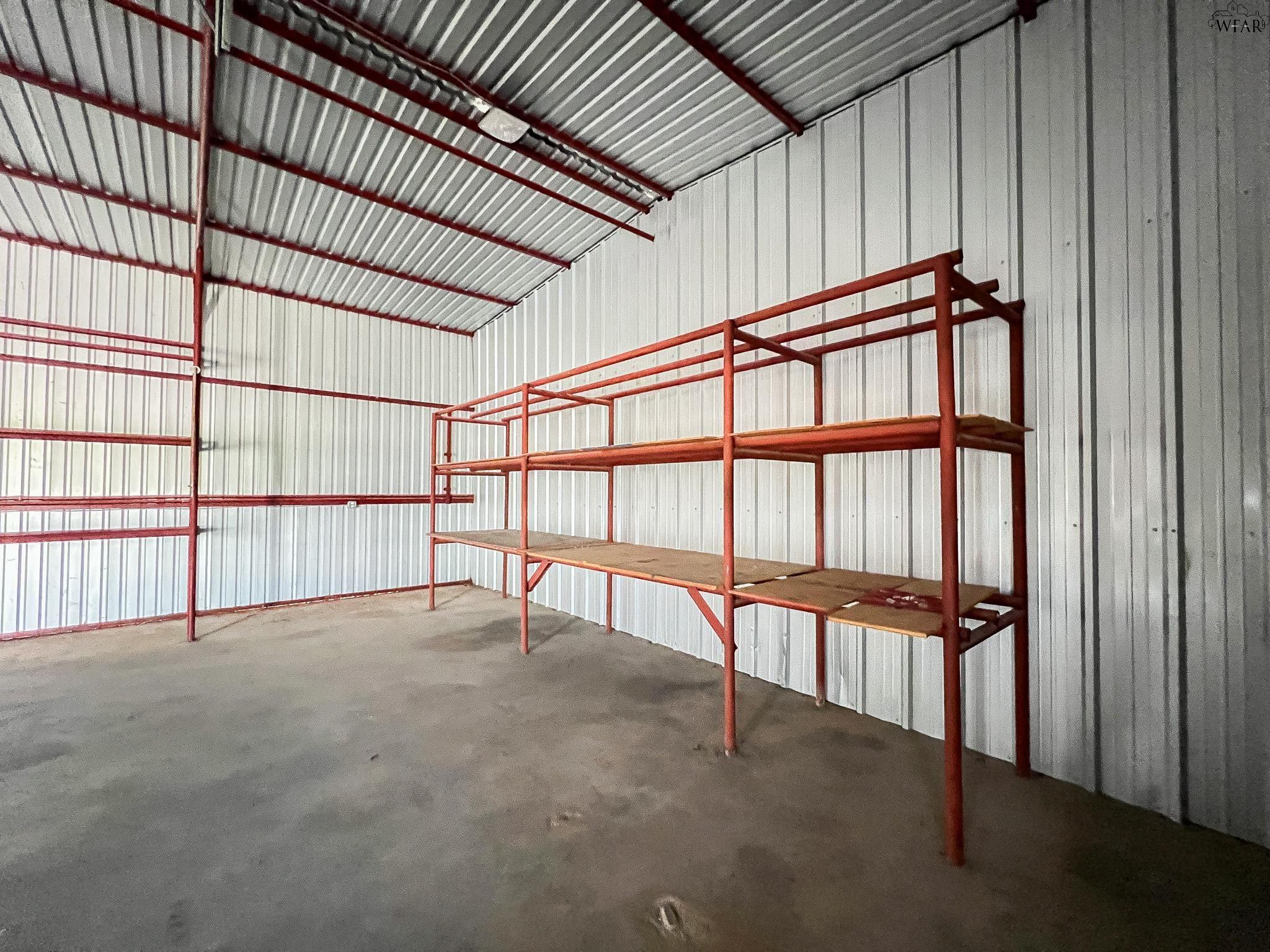 284, 288 W JENTSCH ROAD