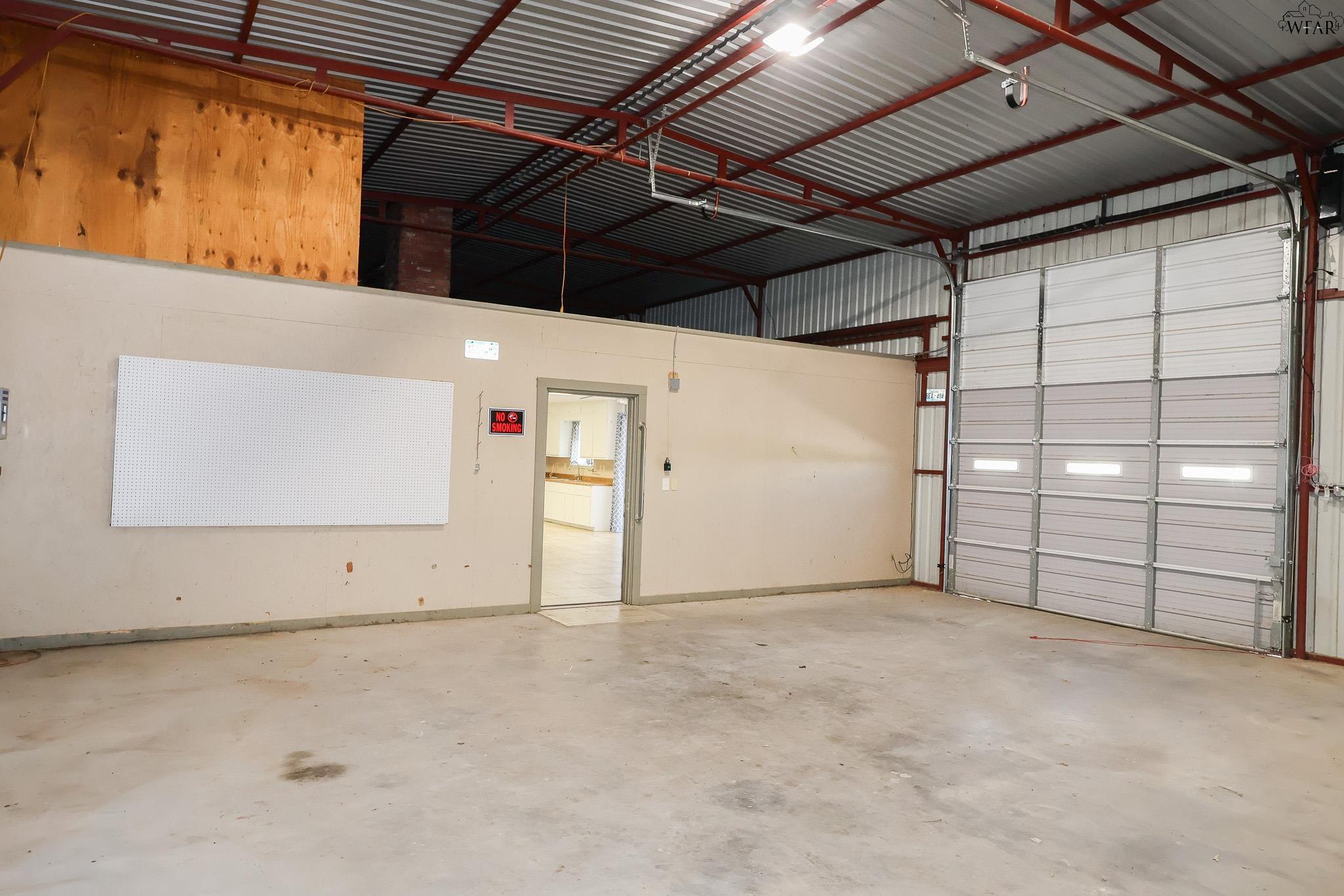 284, 288 W JENTSCH ROAD