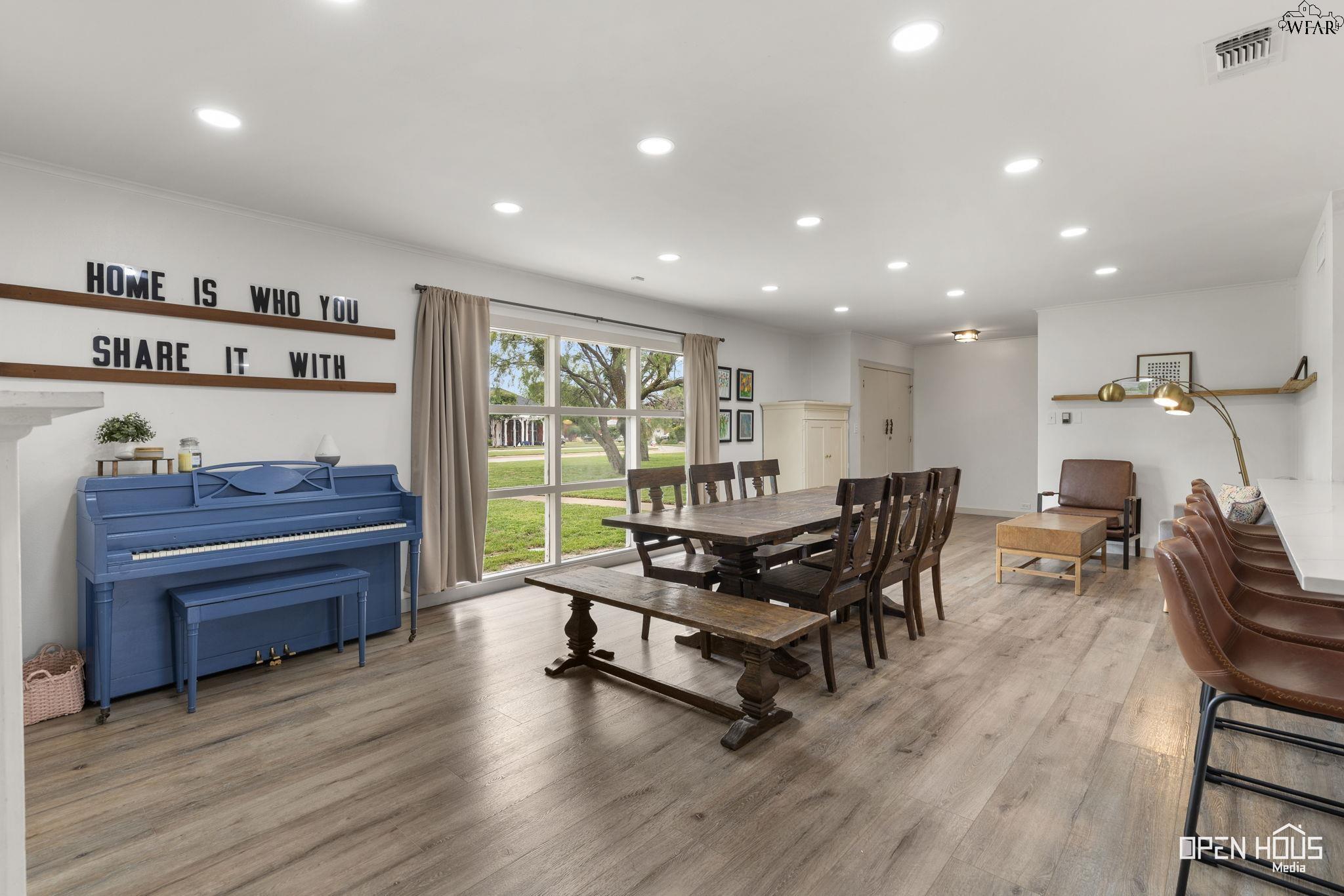 4516 LAKE PARK DRIVE