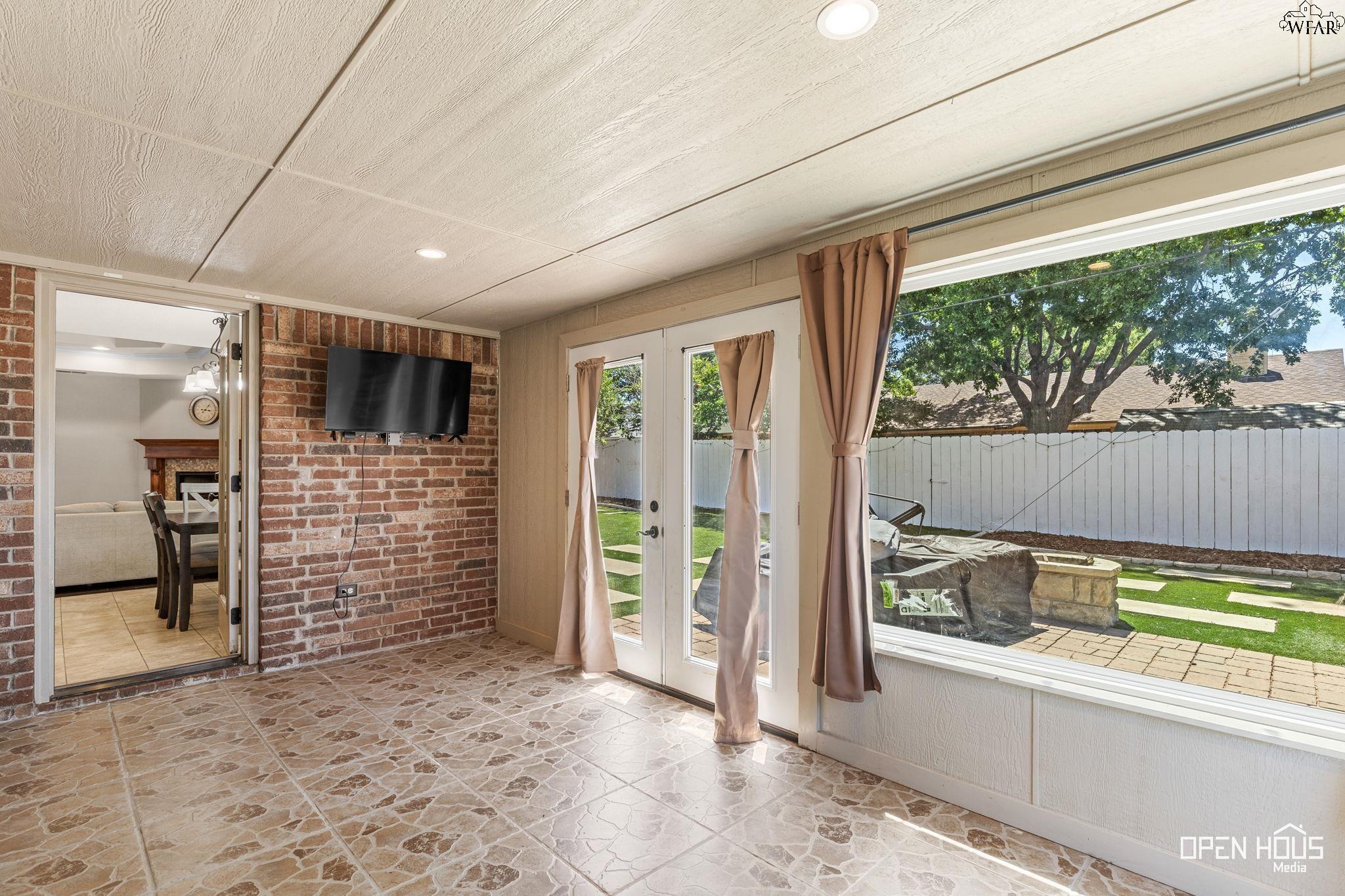 5534 RHONE DRIVE